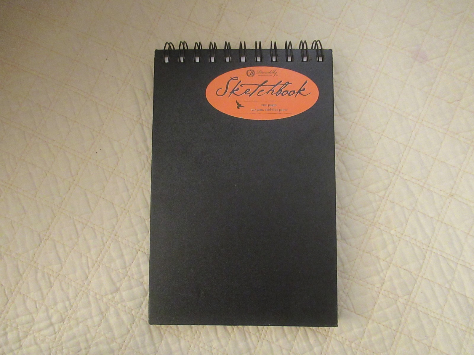 Piccadilly Spiral-Bound Sketchbook (8.5 x 5.5) (Black) (Acid-Free Paper)
