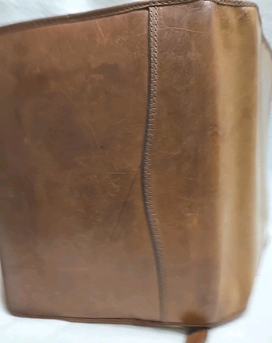 Vintage Day-Timer Tan Leather Planner 7 Ring Agenda Planner Zip Around