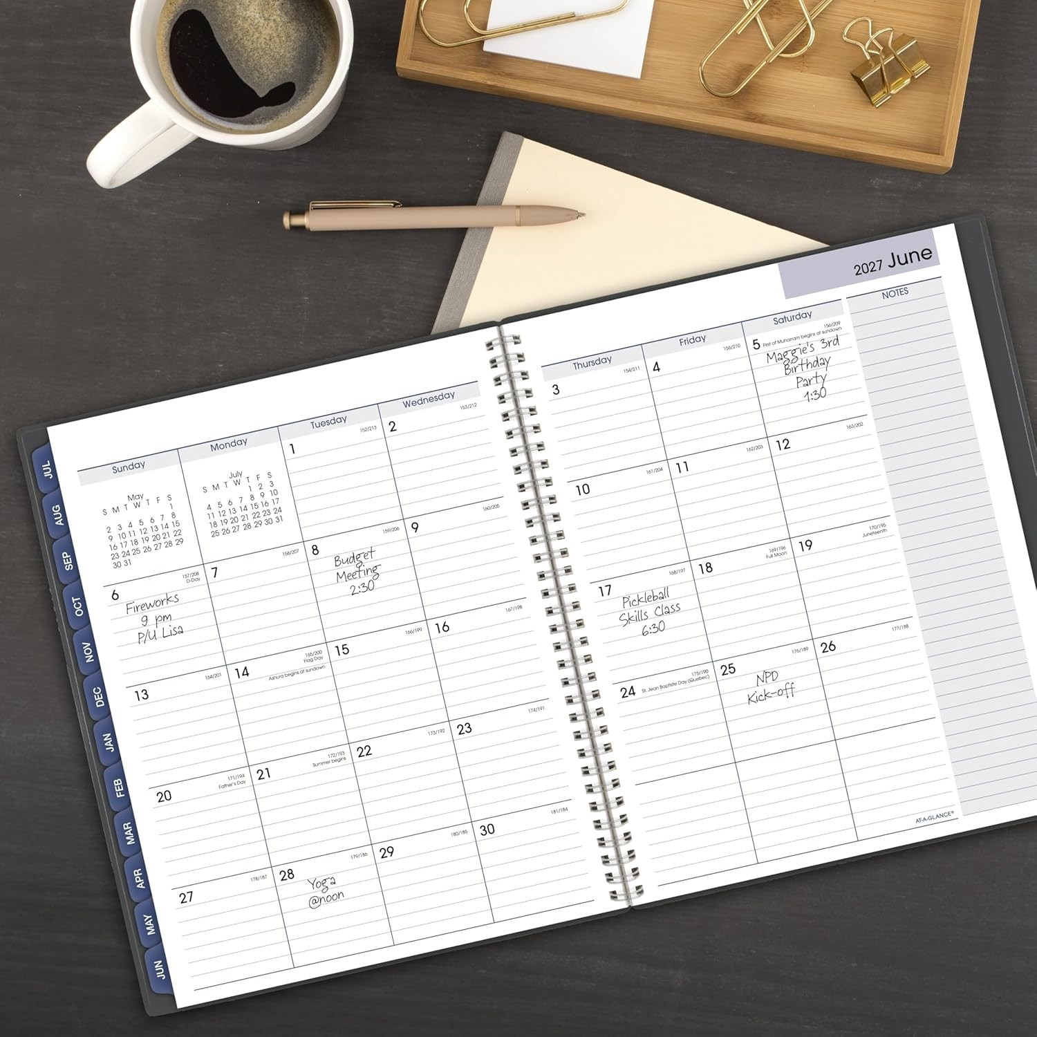 AT-A-GLANCE 2026 Appointment Book Planner, Weekly, 8″ x 11″, Large, Quarter-Hour