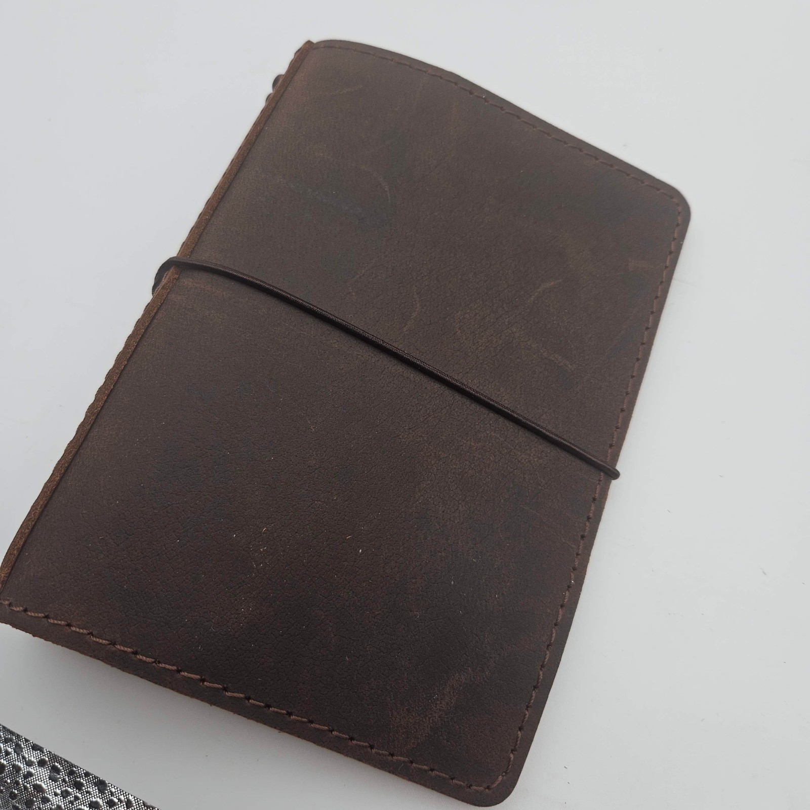 A5 Travelers Notebook Cover with Pockets, Card Slots, and Pen Holder – Dark