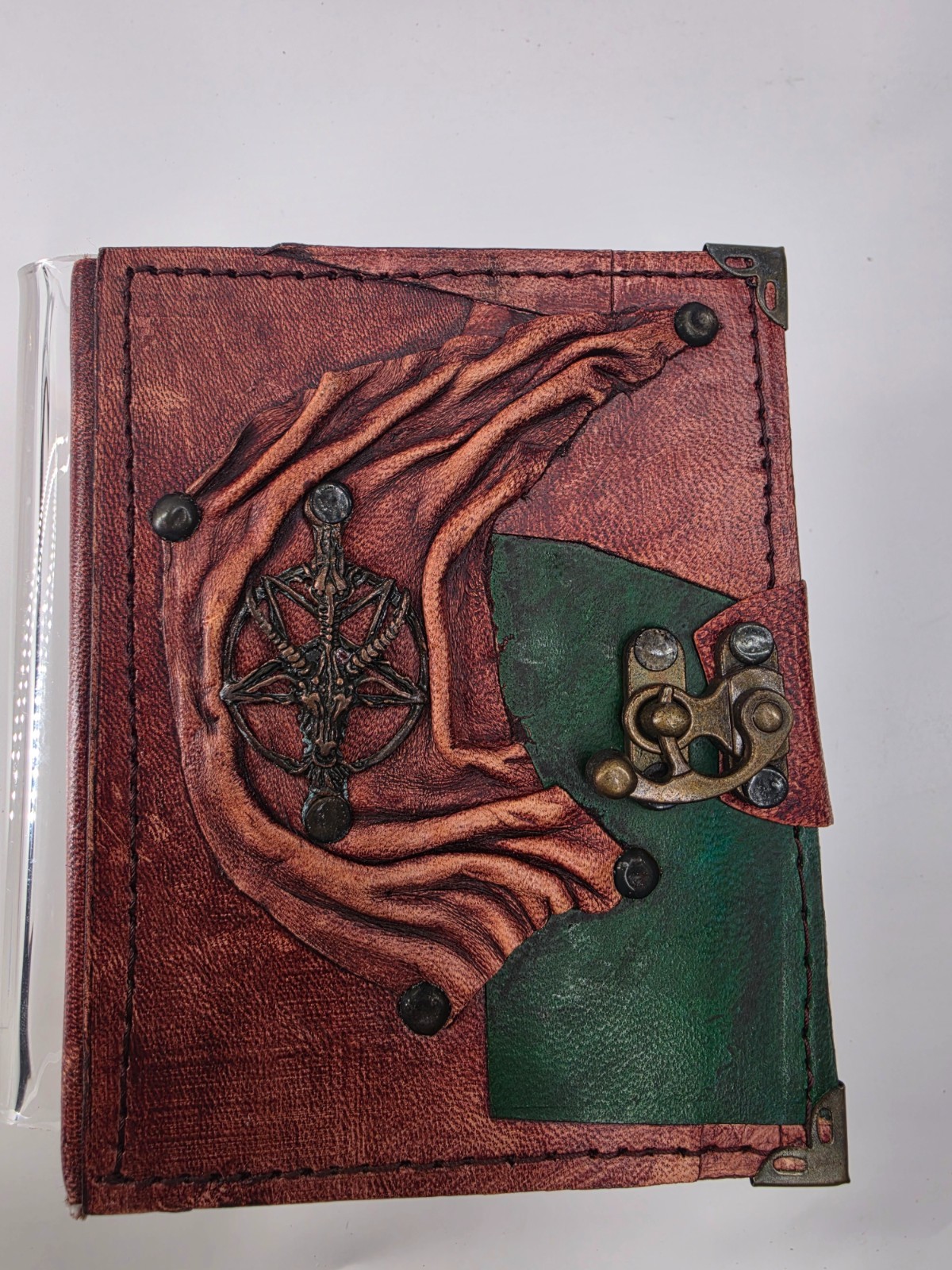 Handmade Leather Journal – 6″ x 4.5″ Small