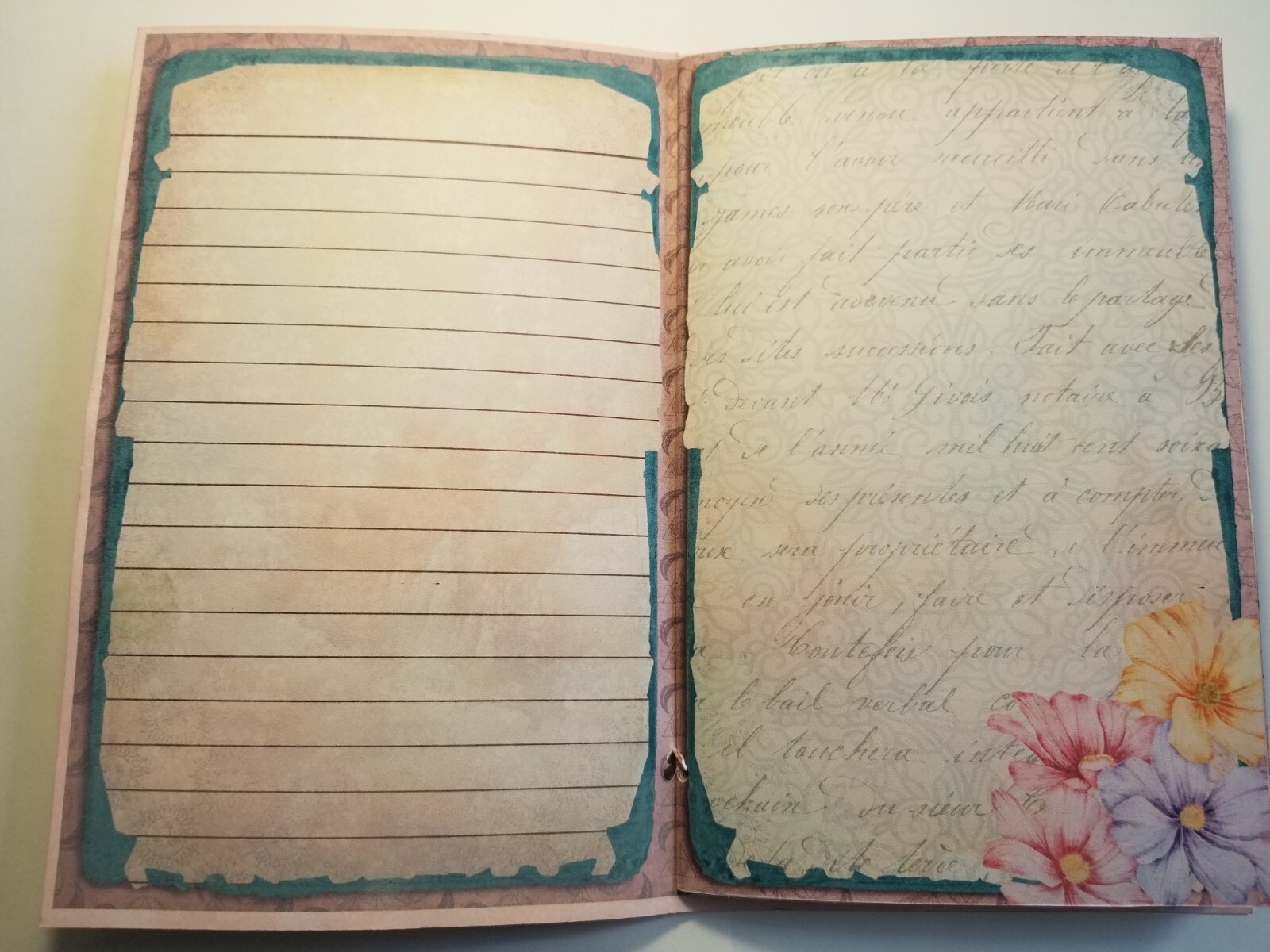 Junk Journal Blank Booklet “DREAMER” Dreamcatcher, Pastel LG 8.5″x5.5 ” 40pgs