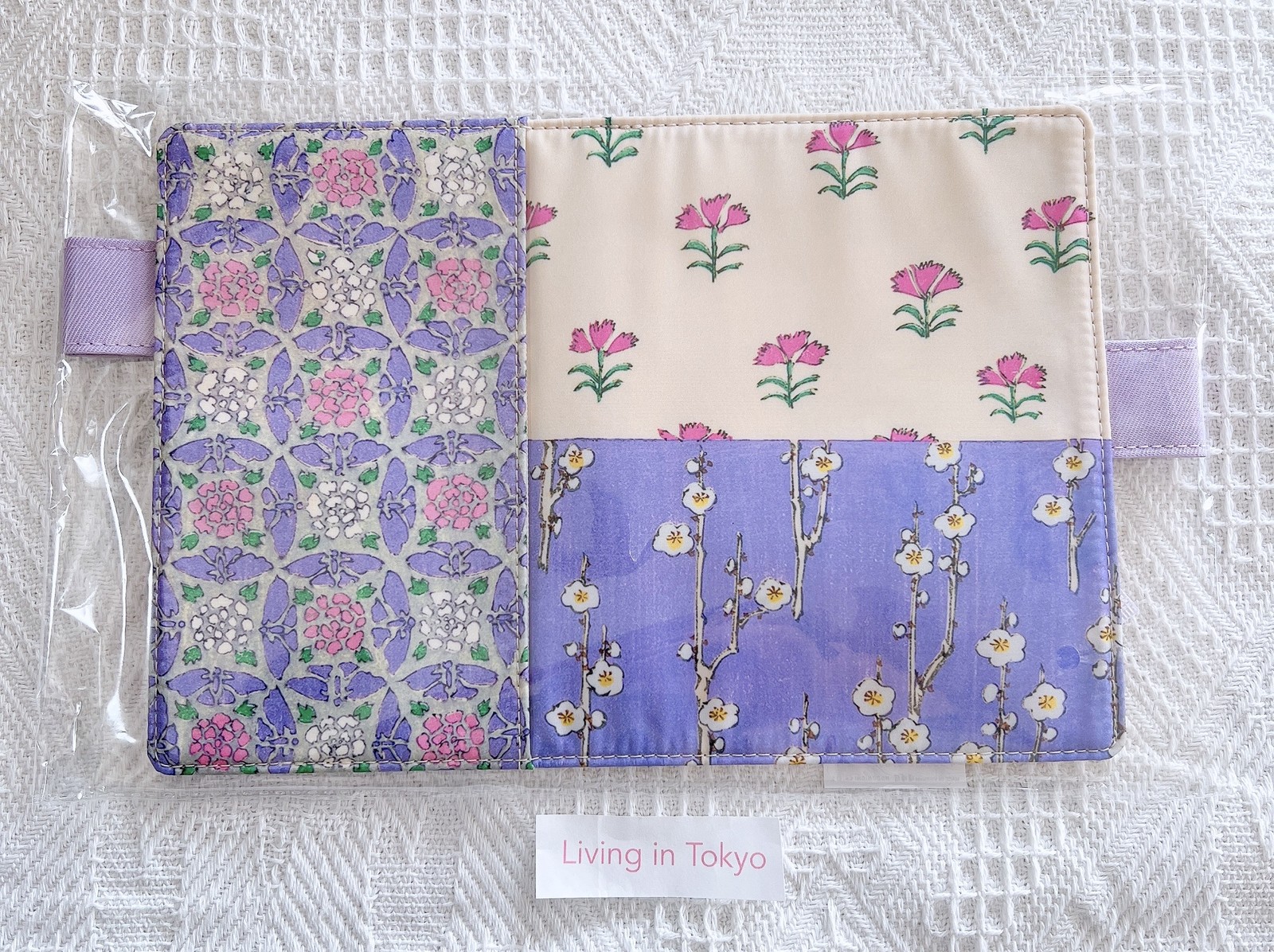 Hobonichi Techo Original A6 Cover Unsodo Bijutsukai Plum & Dianthus