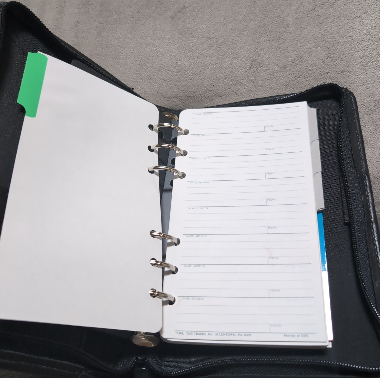 Day Timer Binder Black Leather 7 Ring 1″ Zip Up VTG 90s