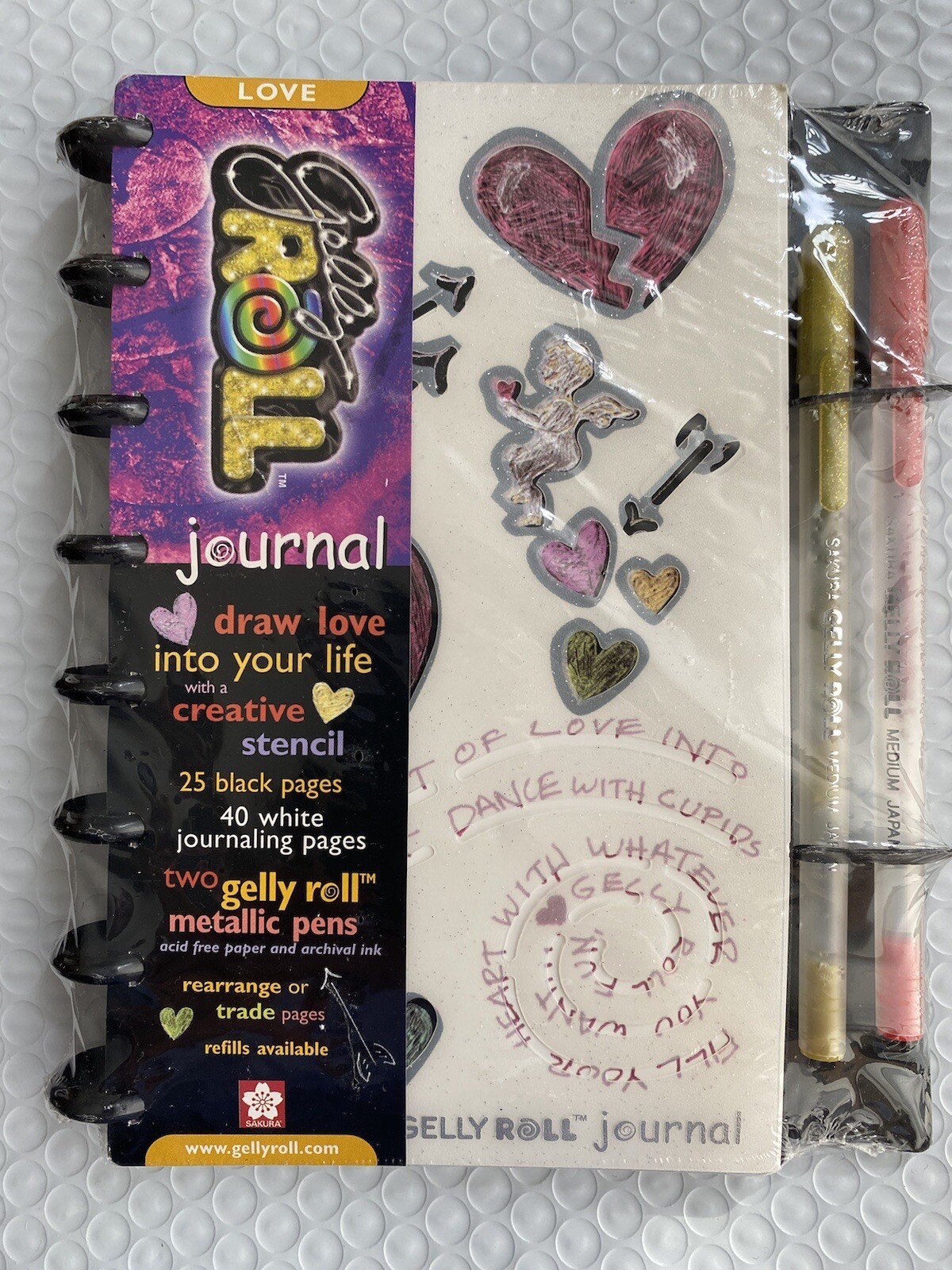 SAKURA Gelly Roll “love” journal ~ Solid Black/White Acid Free Pages ~ NIP