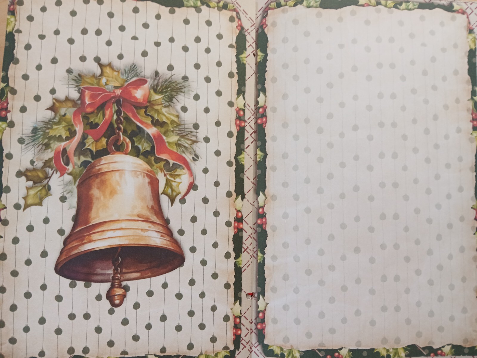 Junk Journal Blank Booklet “HOLLY JOLLY CHRISTMAS ” Lg 8.5″x5.5″ 40pgs