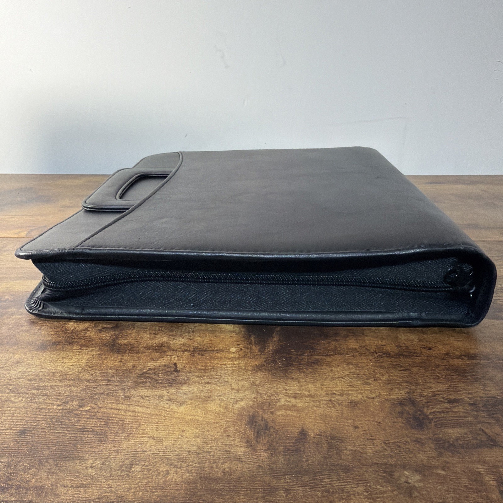 DAY-TIMER Planner Portfolio Organizer Black Faux Leather 3 Ring w/Handles 14×11″