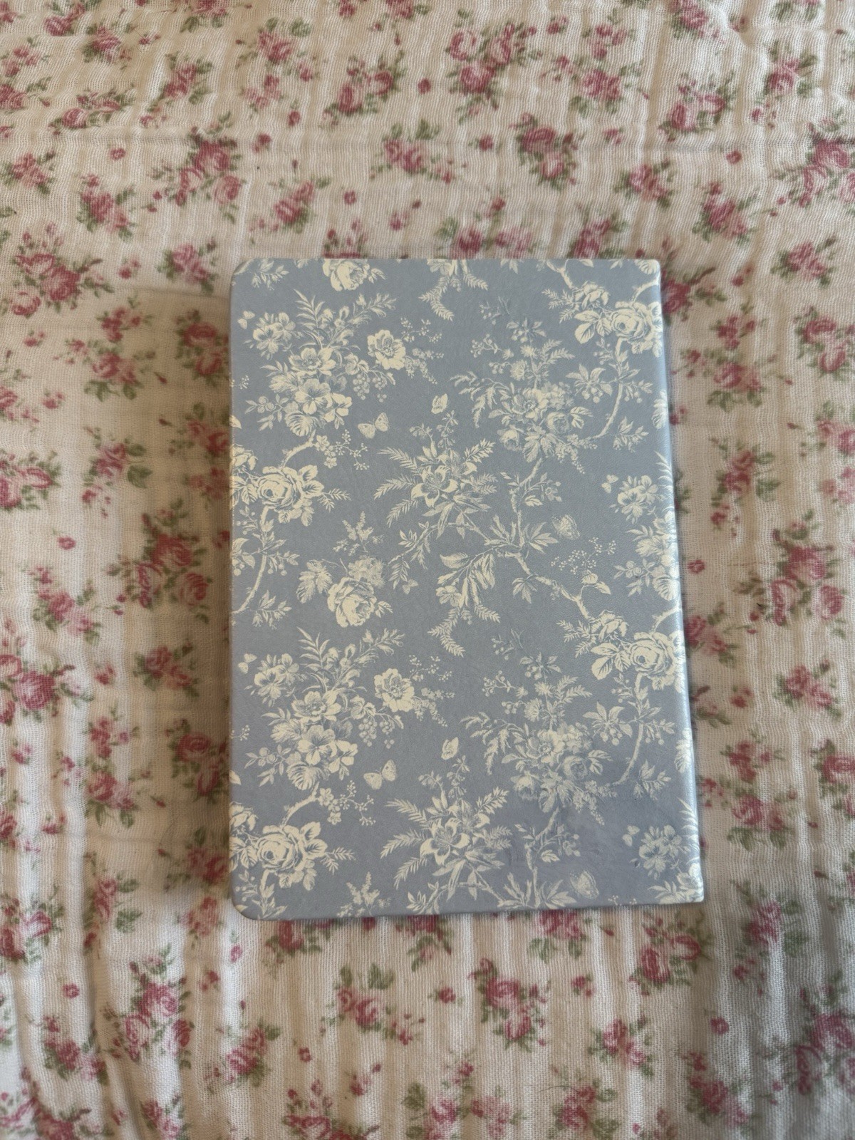 NWT Laura Ashley 18 Month Weekly Planner Blue Floral Toile