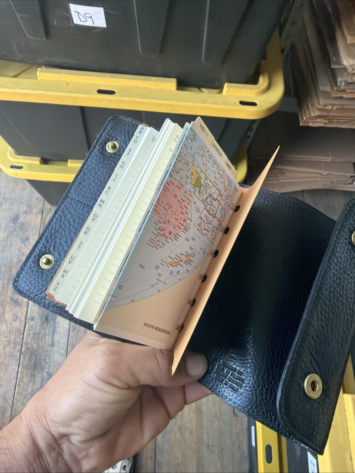 IL BISONTE Leather Planner/Organizer Binder w/ Zipper Pocket, Italy 🔥