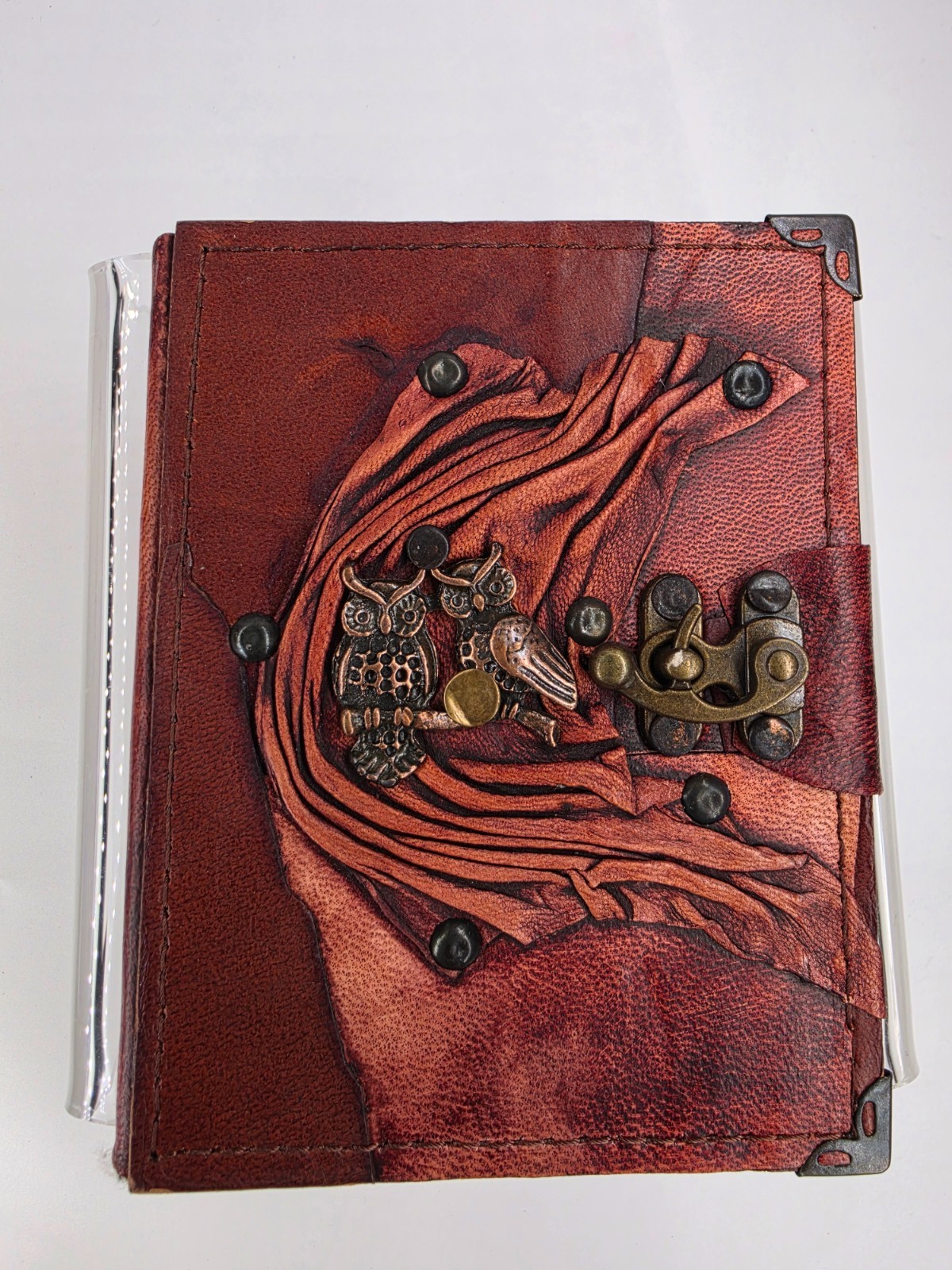 Handmade Leather Journal – 6″ x 4.5″ Small