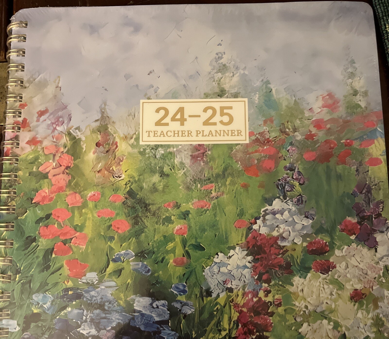 24 – 25 Teacher Planner Book