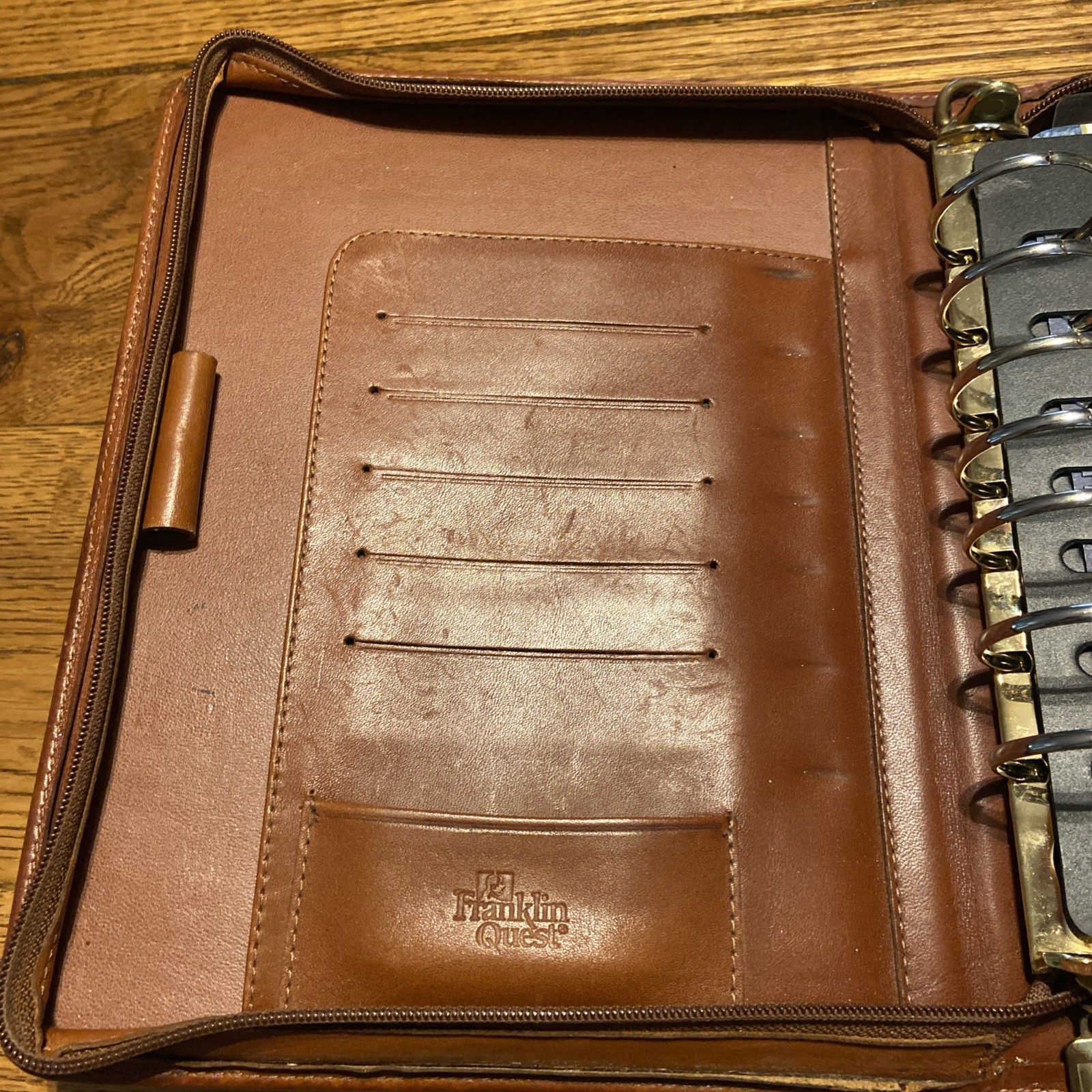 Vintage Franklin Quest Full Grain Aniline Leather Zip Planner Organizer Binder