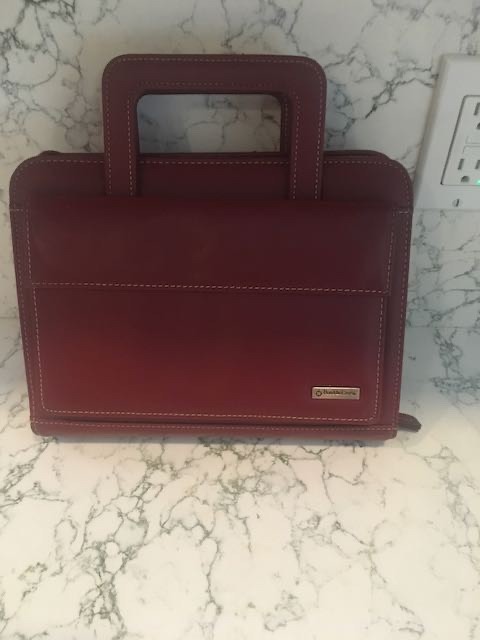 Franklin Covey Zipper Daytimer Red with Handles Approx. 8 x 10 Preowned Vintage