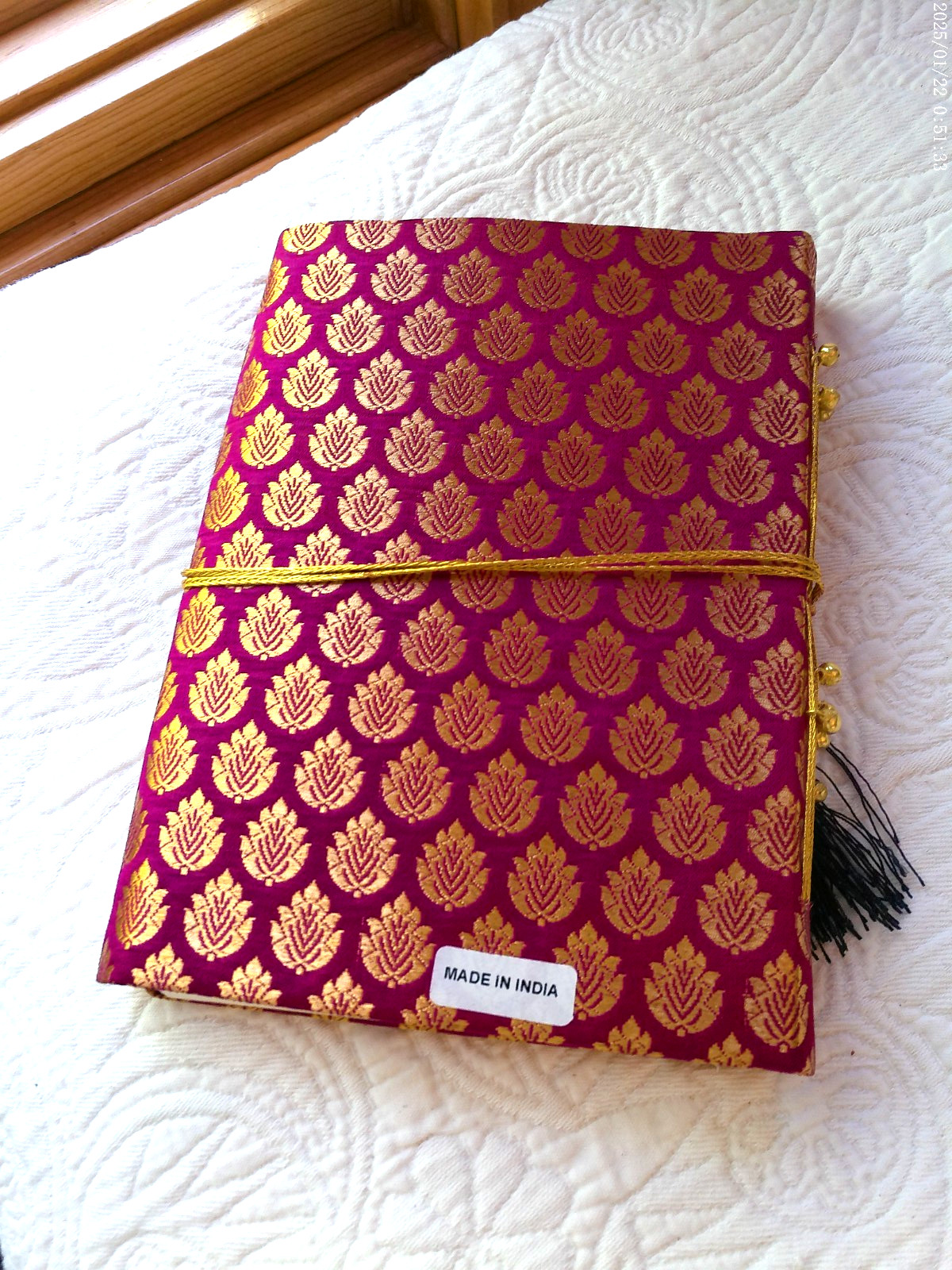 JEWEL OF MUMBAI HANDMADE RECYCLED SARI COVERED JOURNAL 144 LINED PAGES INDIA