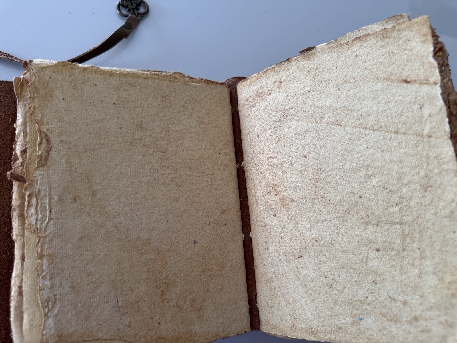 Vintage Leather Journal with 250 Pages Deckle Edge Paper-6″ by 8″