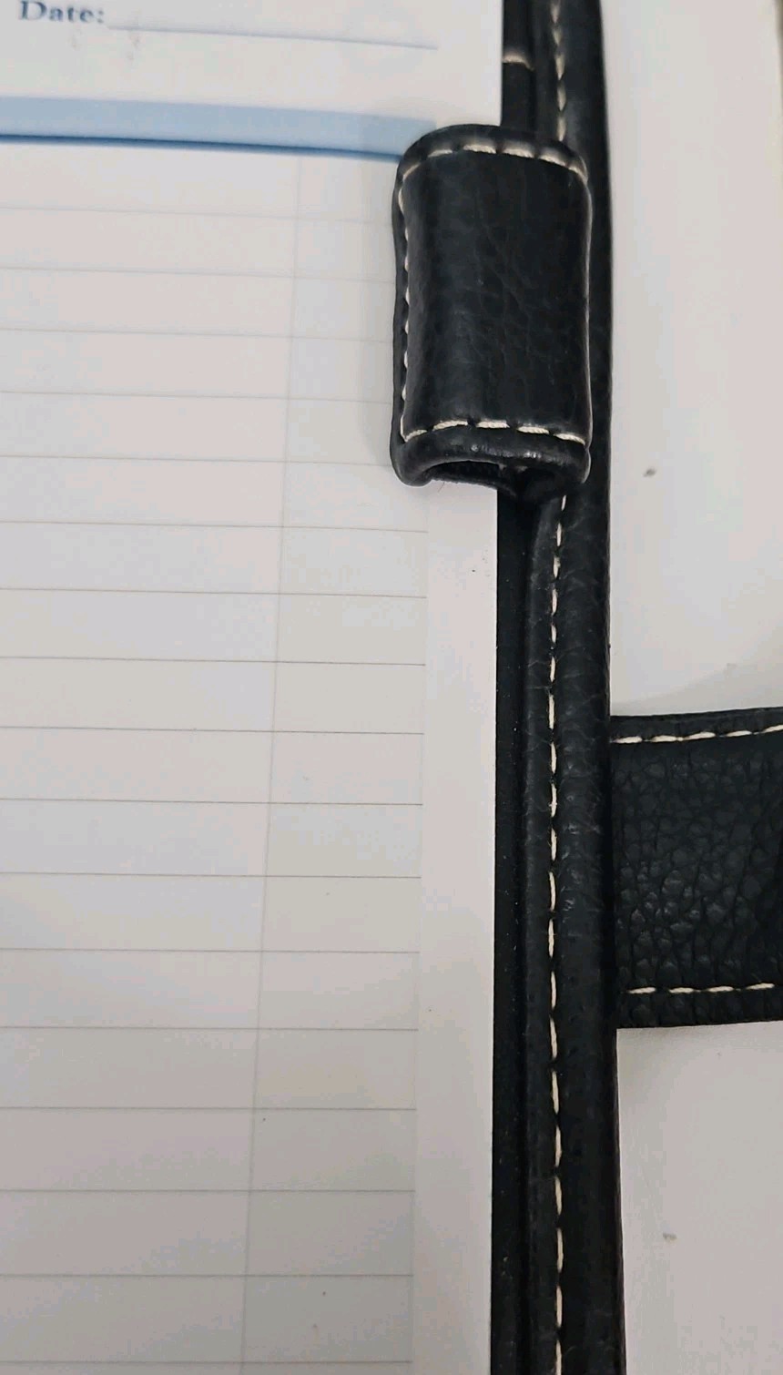 Franklin Covey 763500 Planner Notebook 9×7” Snap Closure Black “Leather”