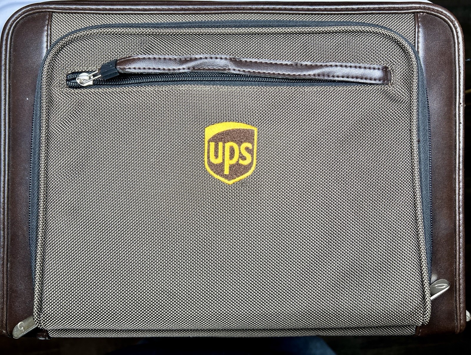 UPS Logo Gemline Zippered Portfolio Organizer Padfolio Leather Business Case