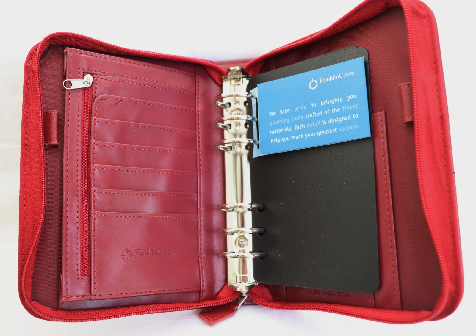 Franklin Covey Classic Red Soft Leather Zip Around Ring Binder Planner 8.5″ NEW