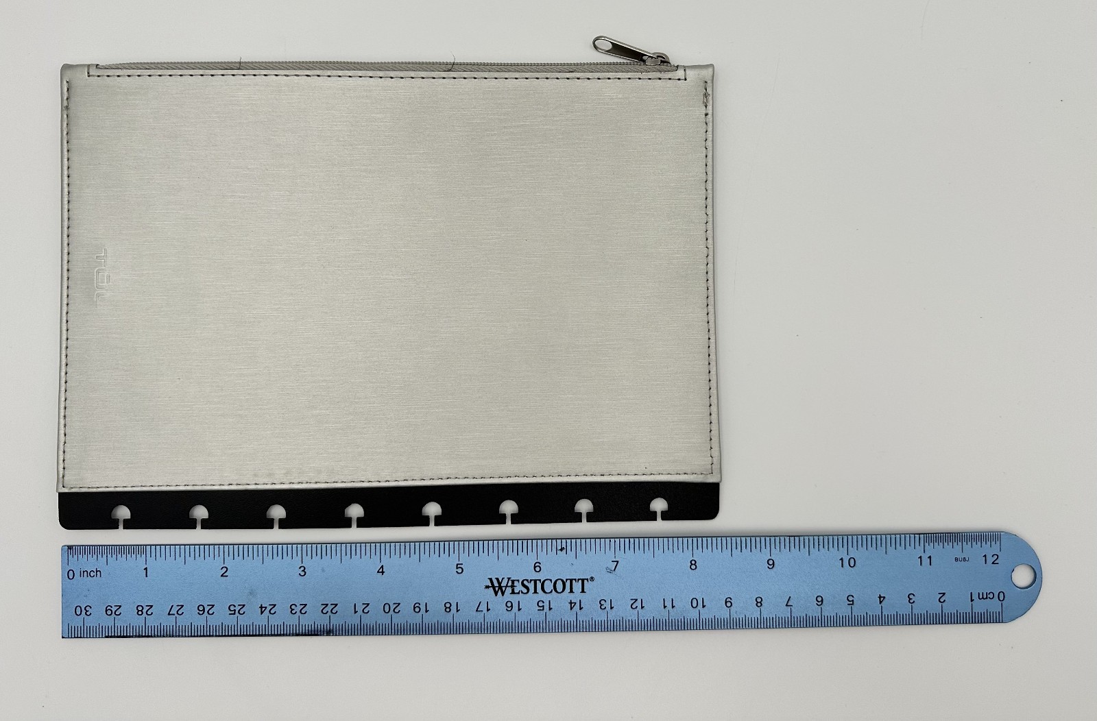 TUL Discbound Notebook Storage Pouch, 6.5 x 9.5″, Silver