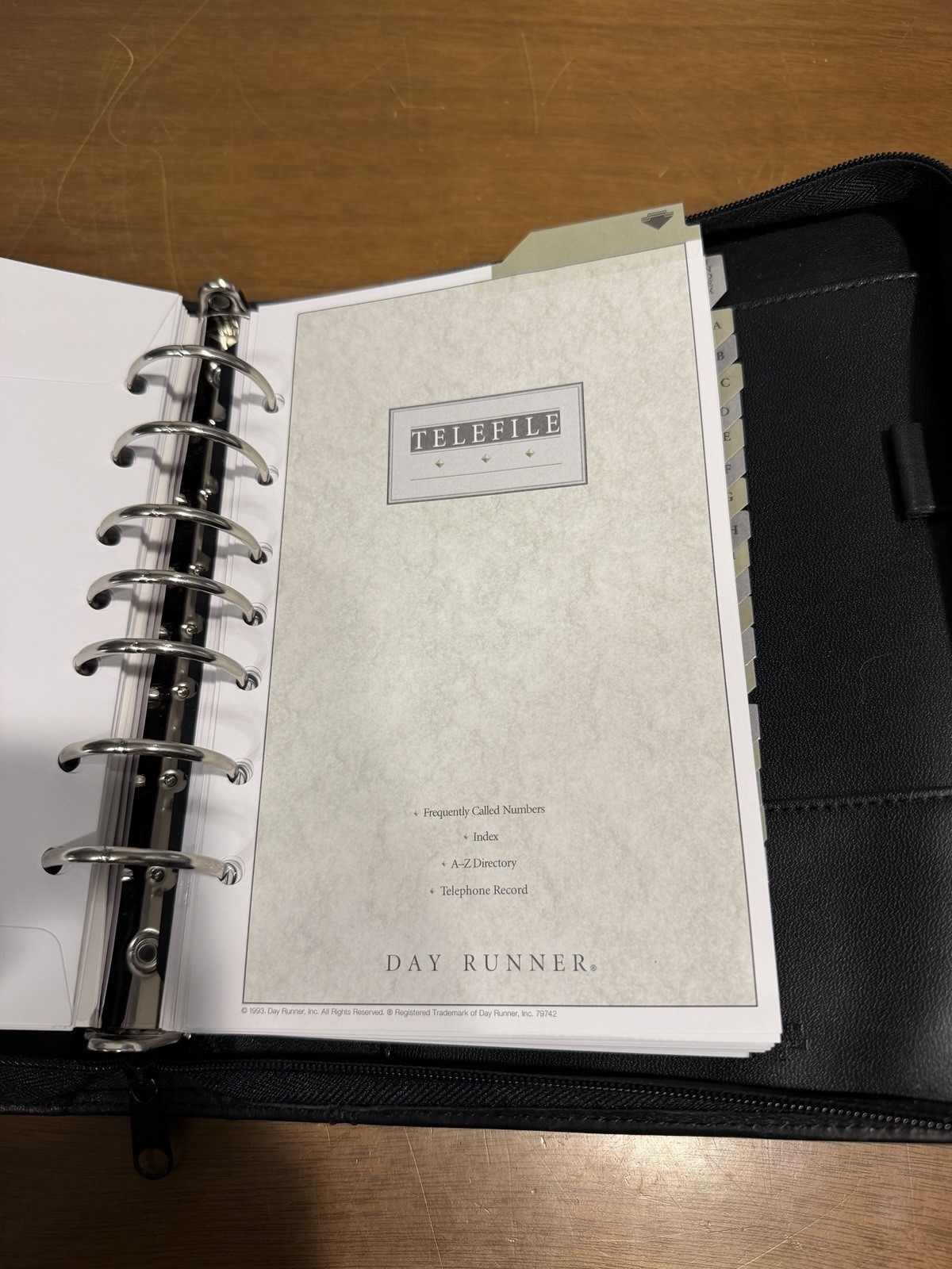 Vintage Day Runner Pro Business System Black Leather 7-Ring Binder Planner 8×10”