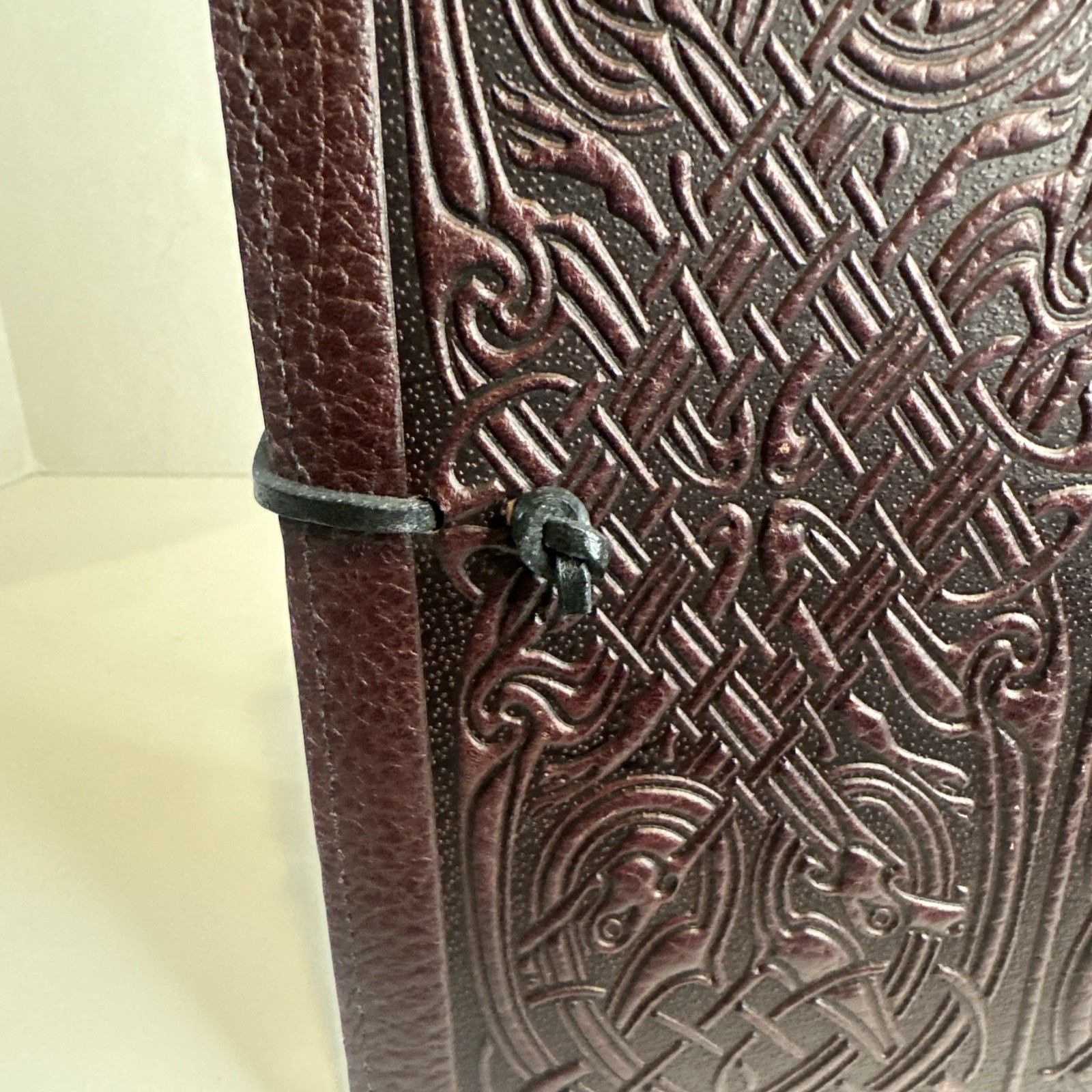 NEW Oberon Design Genuine Leather Journal Cover Irish Celtic Pewter Button 9×6