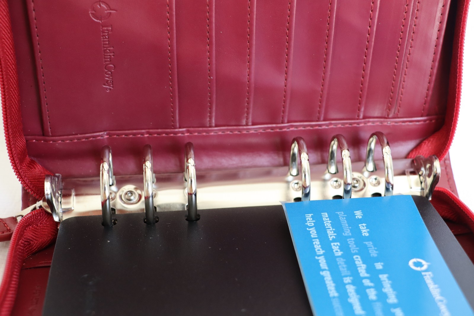 Franklin Covey Classic Red Soft Leather Zip Around Ring Binder Planner 8.5″ NEW