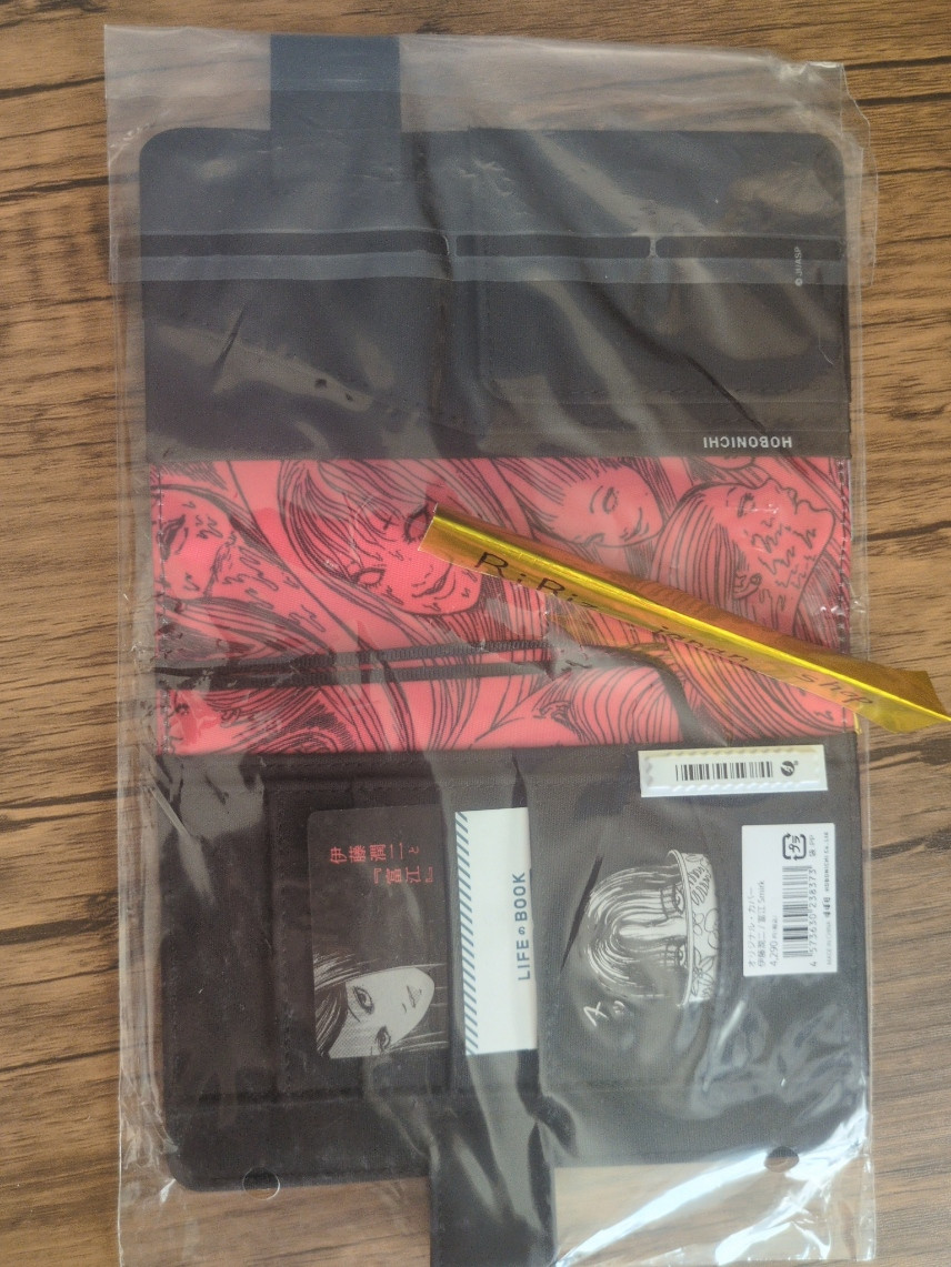 HOBONICHI TECHO 2026 Tomie by Junji Ito [Smirk] A6 Original Cover Pencil Board
