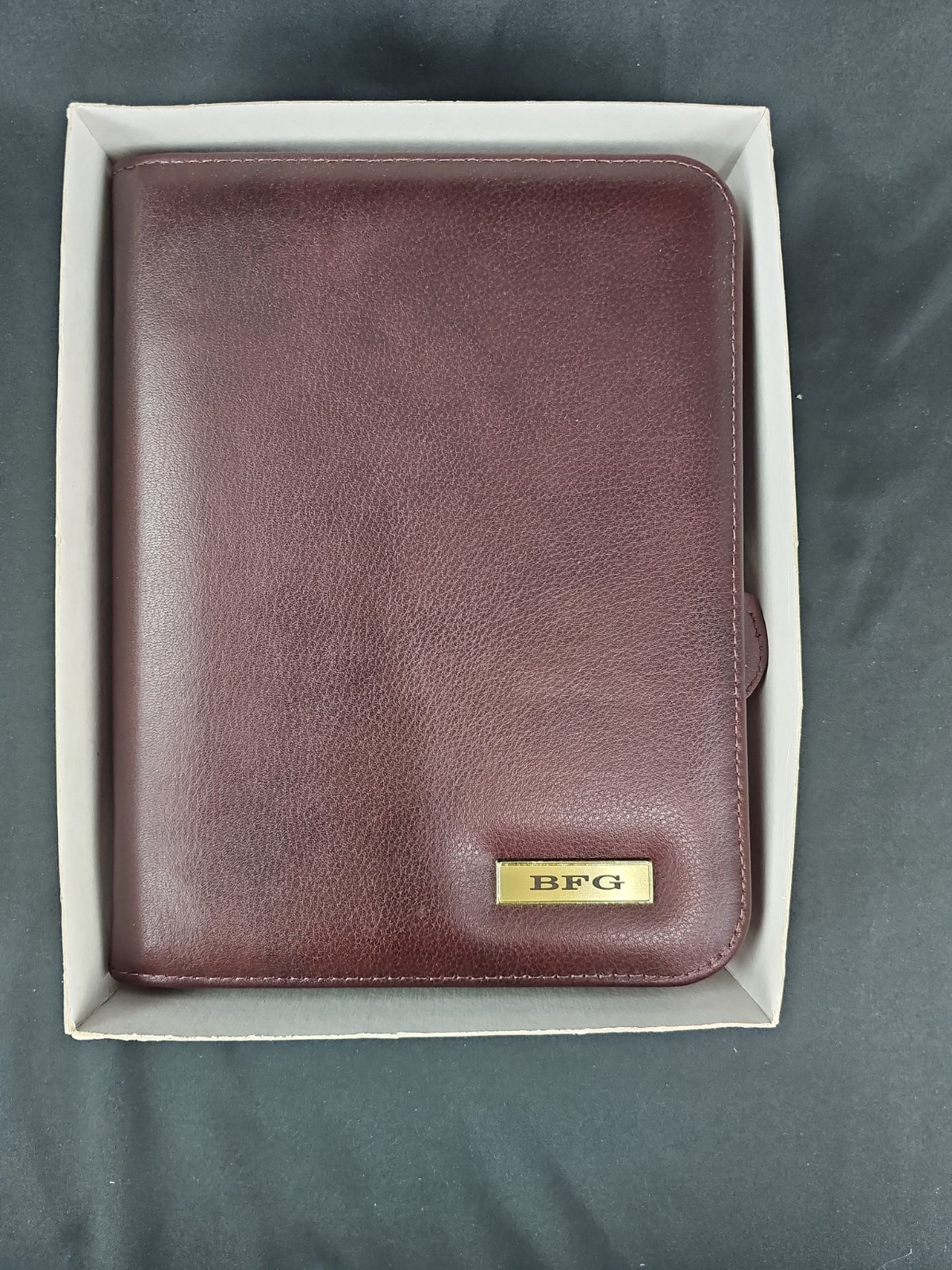 Day-Timer Armrohide 7 Ring Burgandy Binder All Around Zipper 8 X 10.5 – 1994 NEW