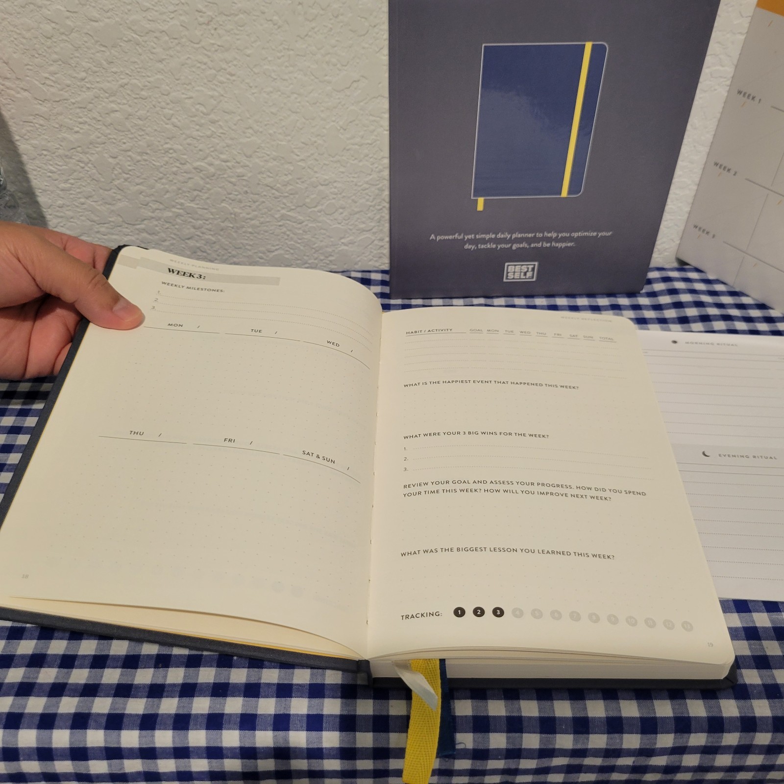 Best Self Self Journal Navy and Yellow Flagship Edition – OPEN BOX – CIB