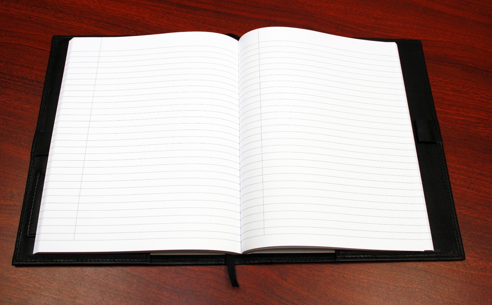 ASHLIN® SLIM Journal 5 X 8 inches 100 % Tuscany Leather P9003-18-01 (MSR $95.00)