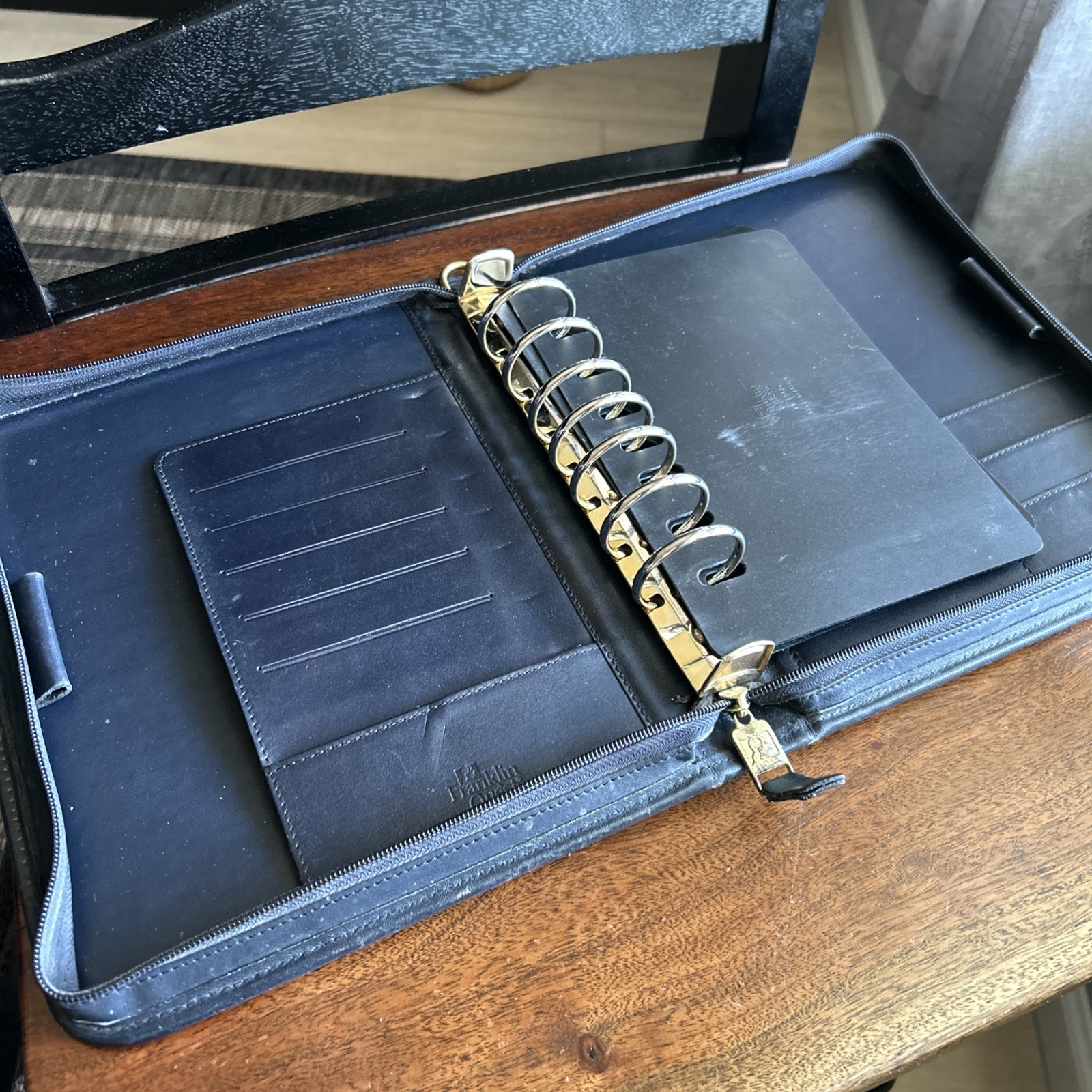 Vtg Franklin Quest Raspberry Tapestry/Leather Zip Around 7-Ring Binder USA