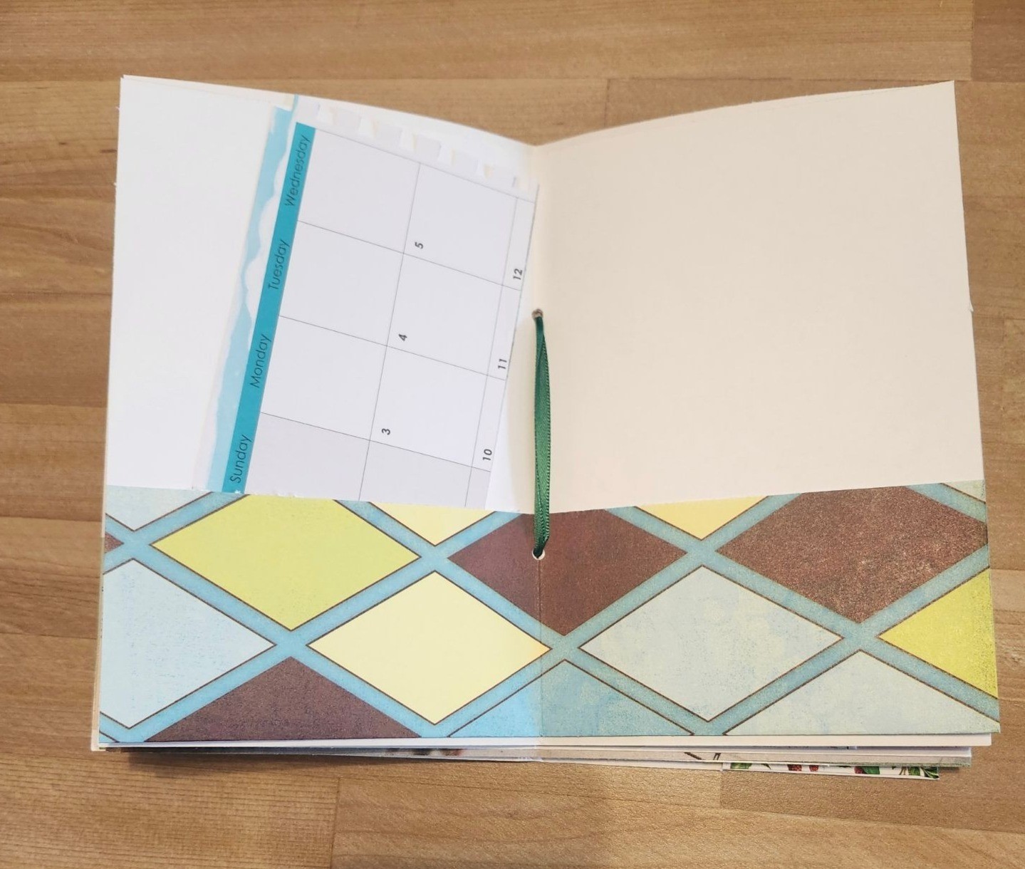 Handmade Junk Journal 90 pages Colorful & Bright 6×6.5″