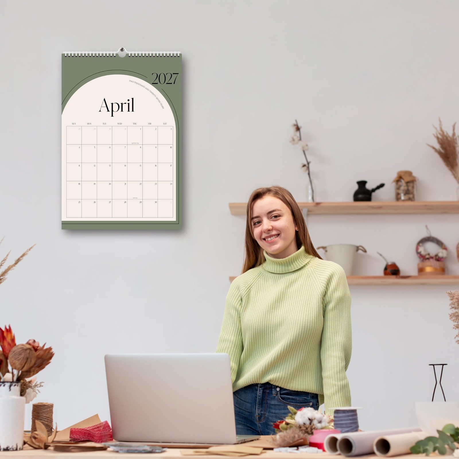 Aesthetic 2026-2027 Wall Calendar – 18 Jan 2026-Jun 2027, Green Vertical