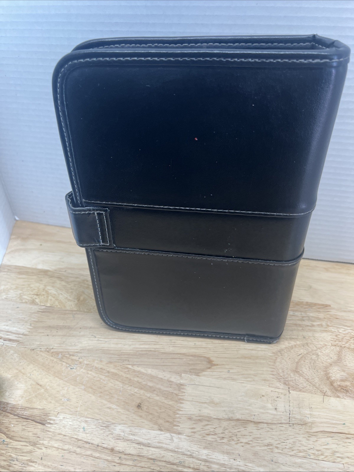 Franklin Covey Day One Black 7 Ring Binder Planner 10″ X 7″ Faux Leather