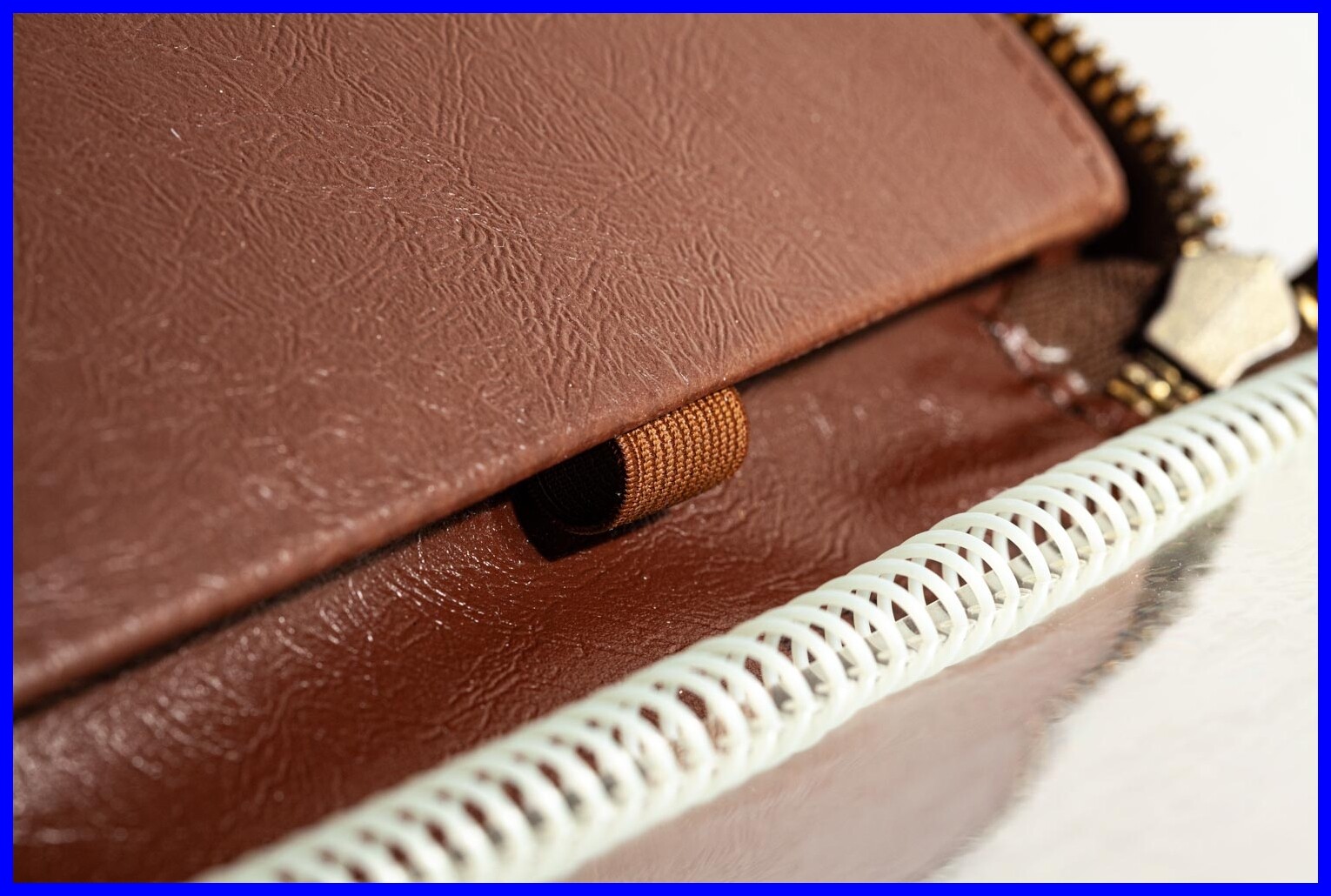 1983 DDR Solid Leather Goods Din A4 Faux Leather Document Folder, Unused