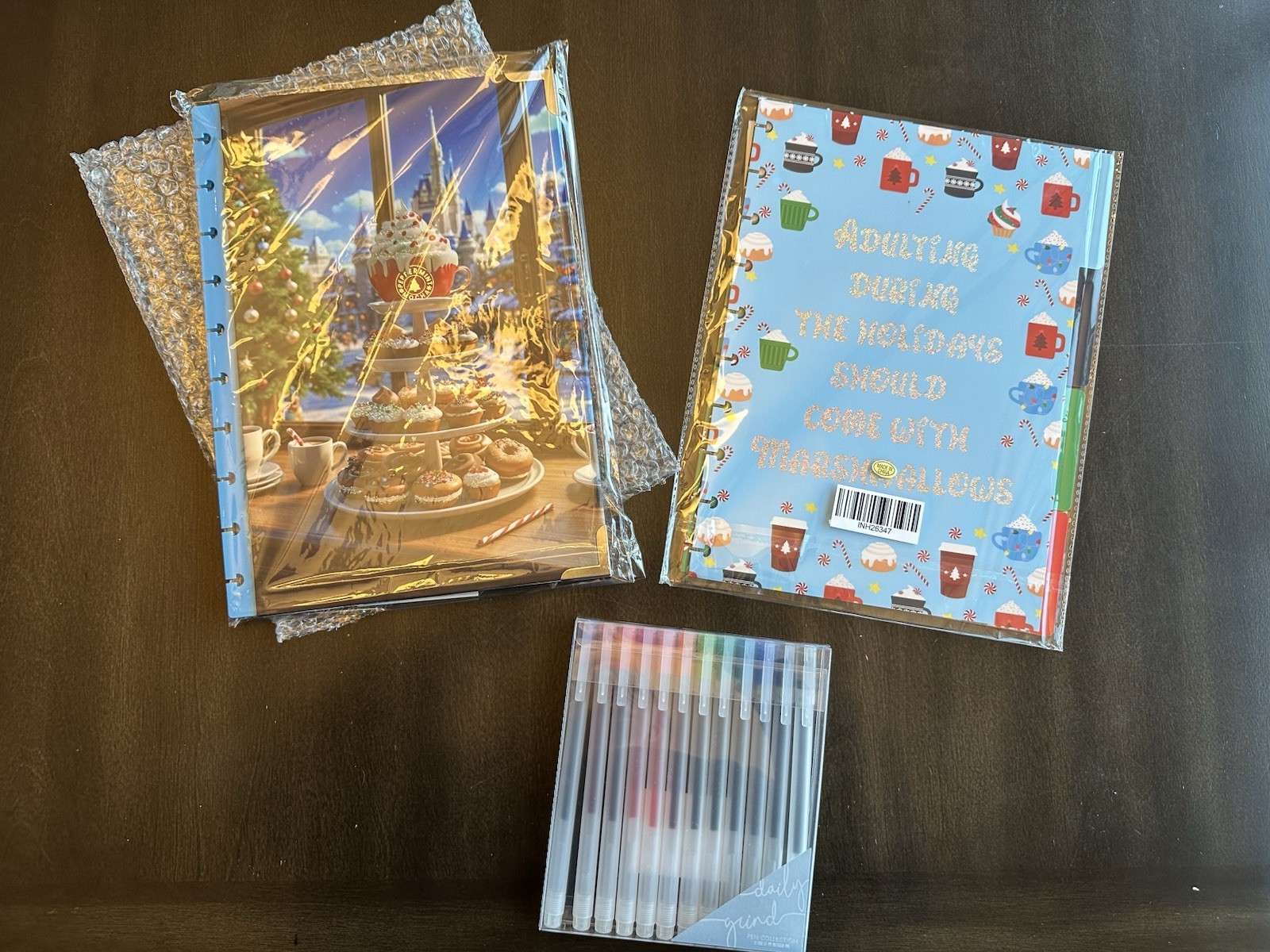 Daily Grind Planner Disney 609/750 Peppermint Mocha Cover With Dividers And Pen