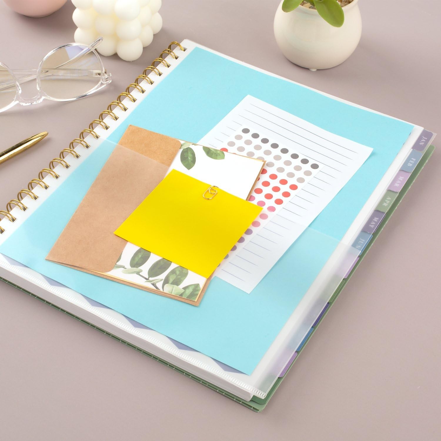 2025 Planner, Weekly & Monthly, 8-1/2″ x 11″, Large, Badge, Tile (1722T-905-25)
