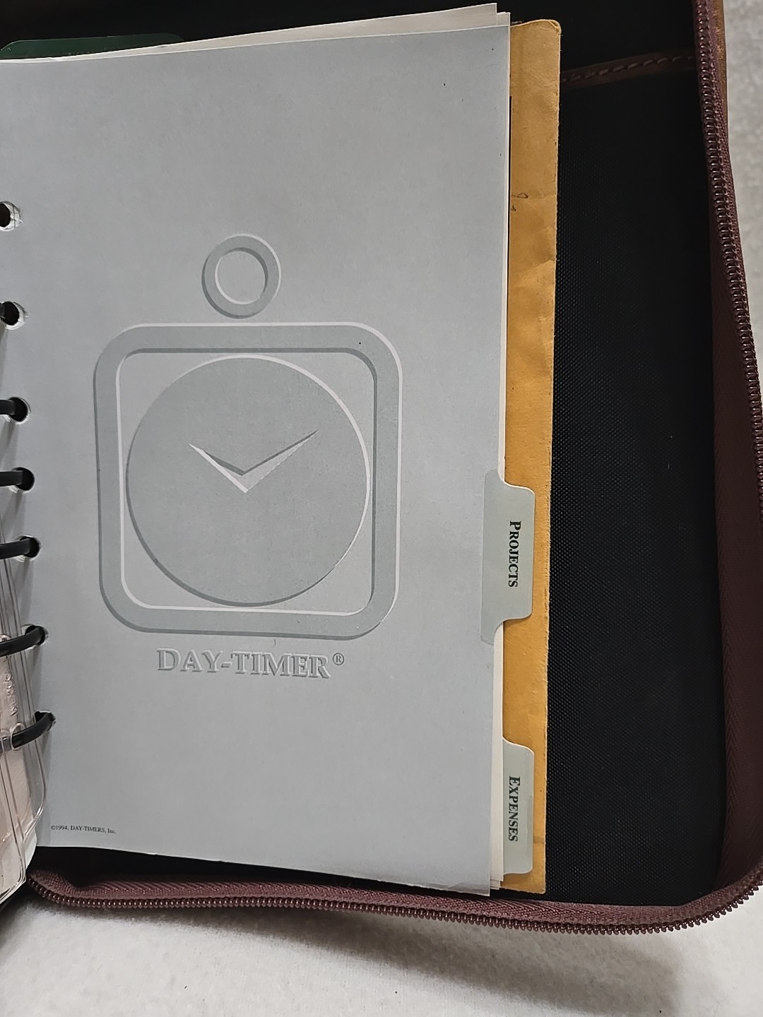 Vintage Day-Timer Tan Leather Planner 7 Ring Agenda Planner Zip Around