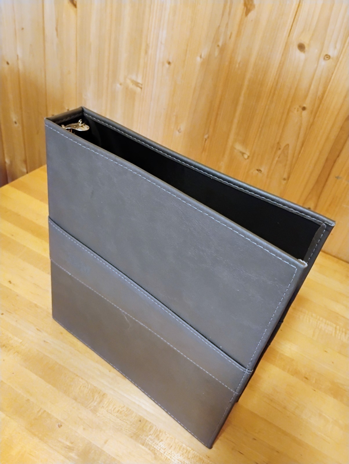 IBM grey leather-look 3 prong binder black interior without pockets