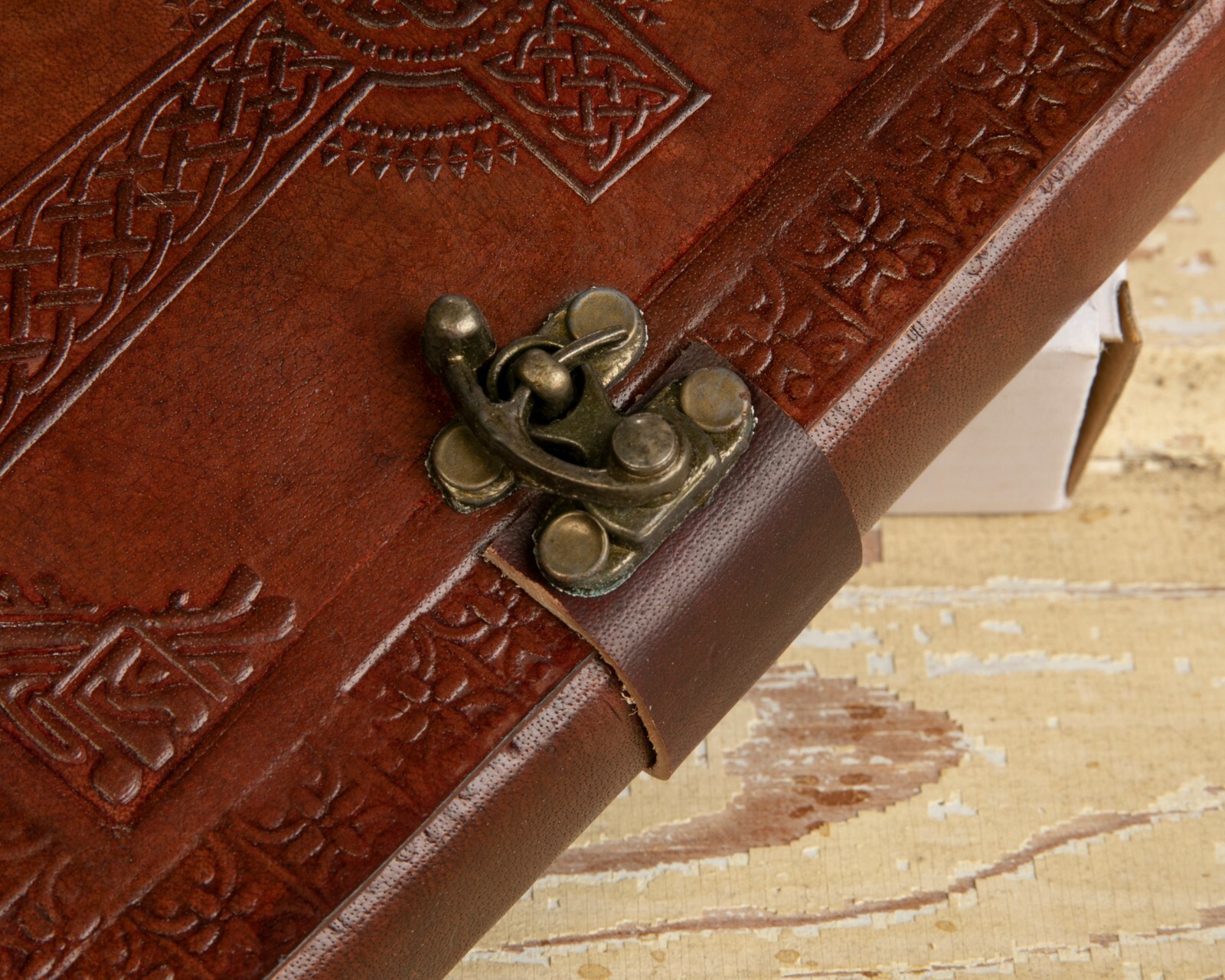 Leather Celtic Cross Journal w/ Lock/Latch ~ 200 5″x7″ ‘Vellum’ Pages Handmade