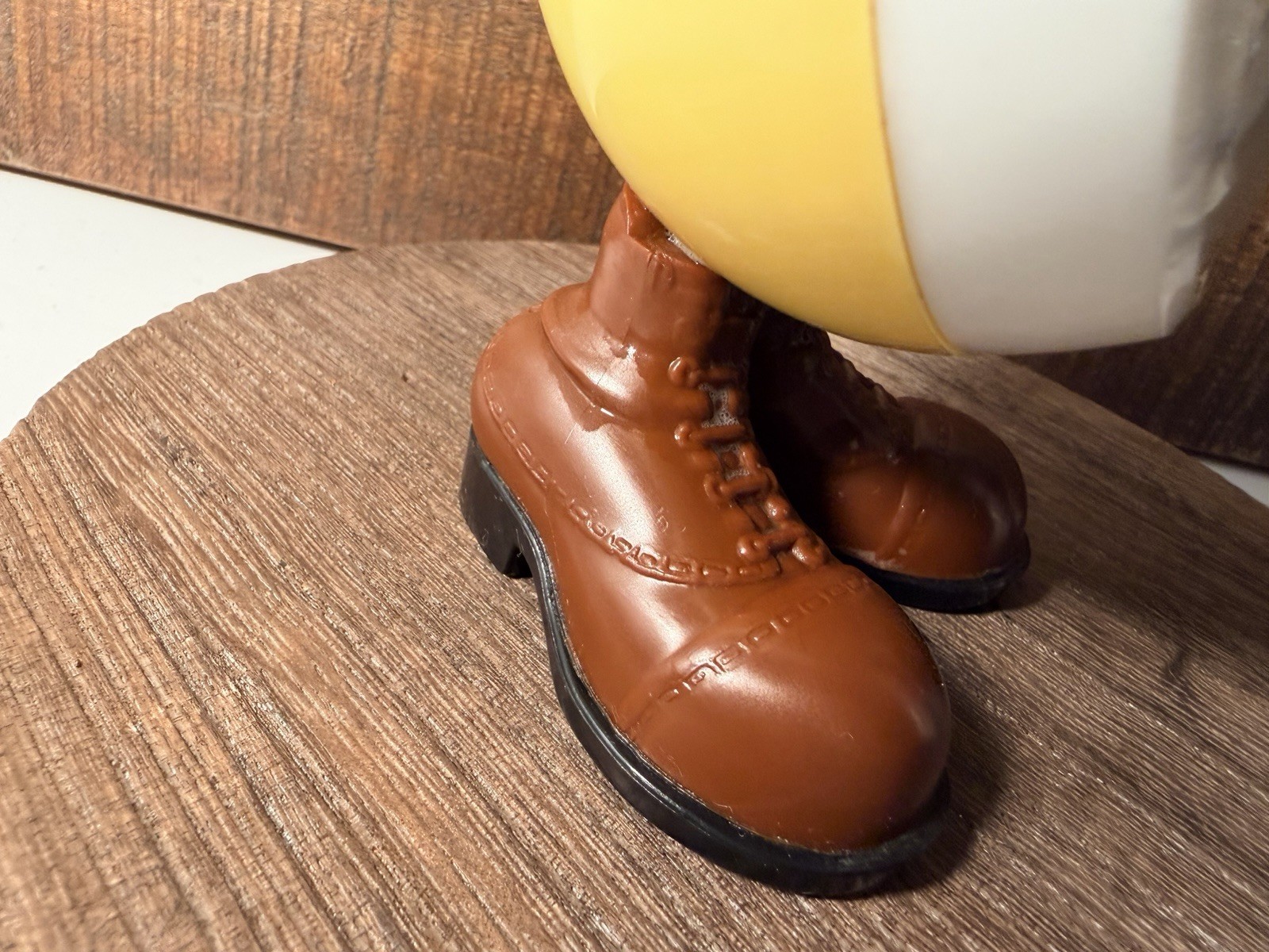 J.S.N.Y Space Age Perpetual Desk Button Flip Calendar Yellow Orb Ball on Boots