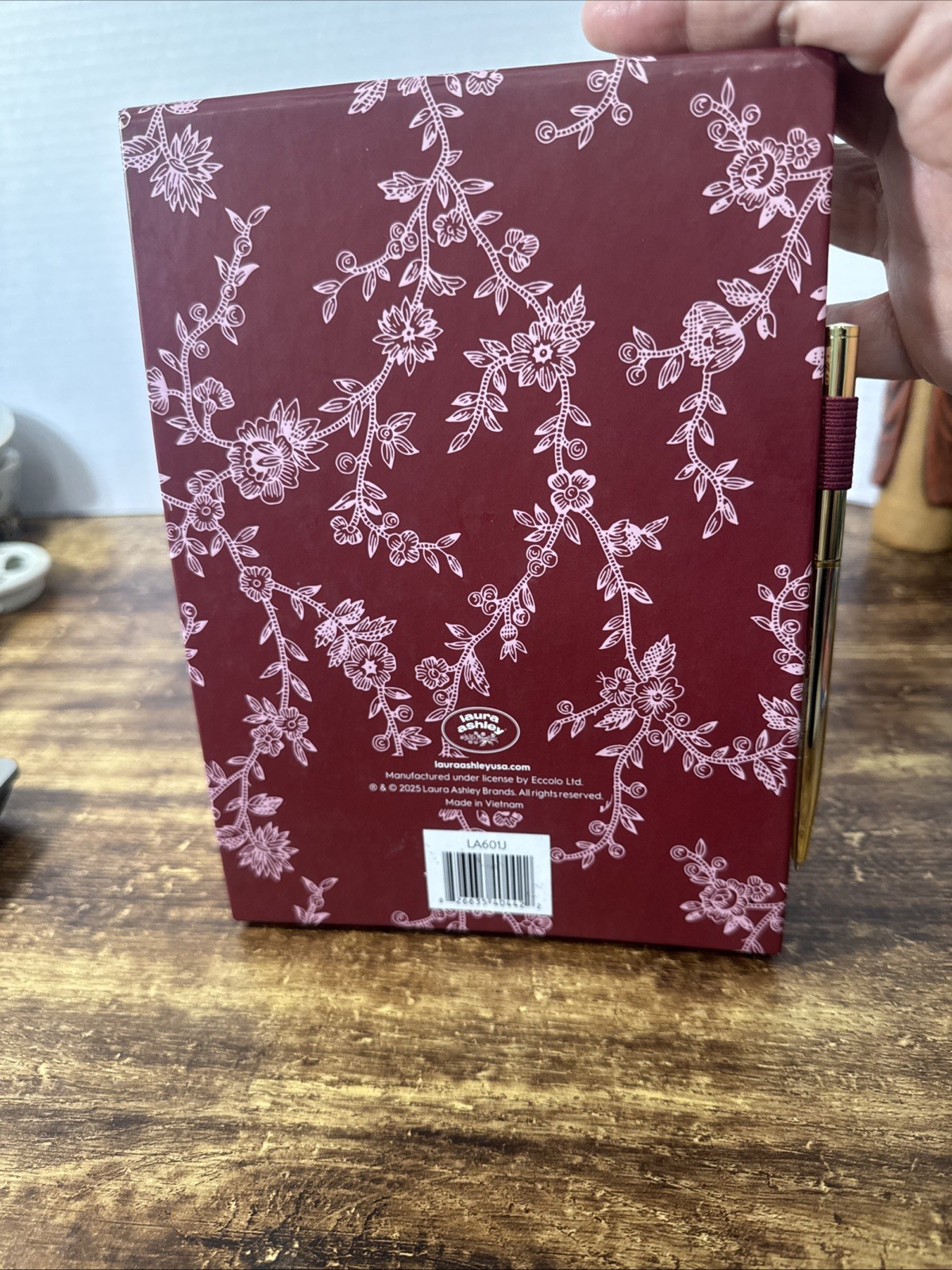 Laura Ashley Floral Hardcover Notebook w/ Gold Pen – Lined Pages – NEW