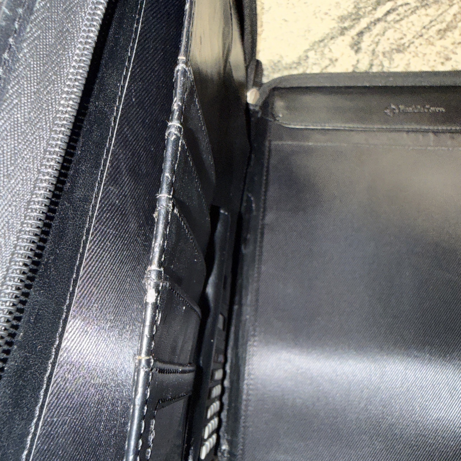 Franklin Covey Black Leather Zip Around Padfolio Pad Holder 10″ x 12.5″