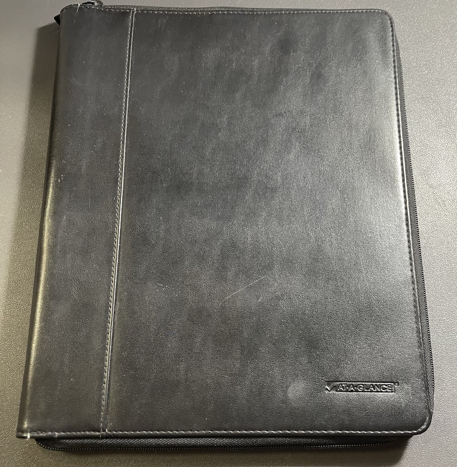 At-A-Glance Zippered Portfolio Padfolio 12″ [Undated]