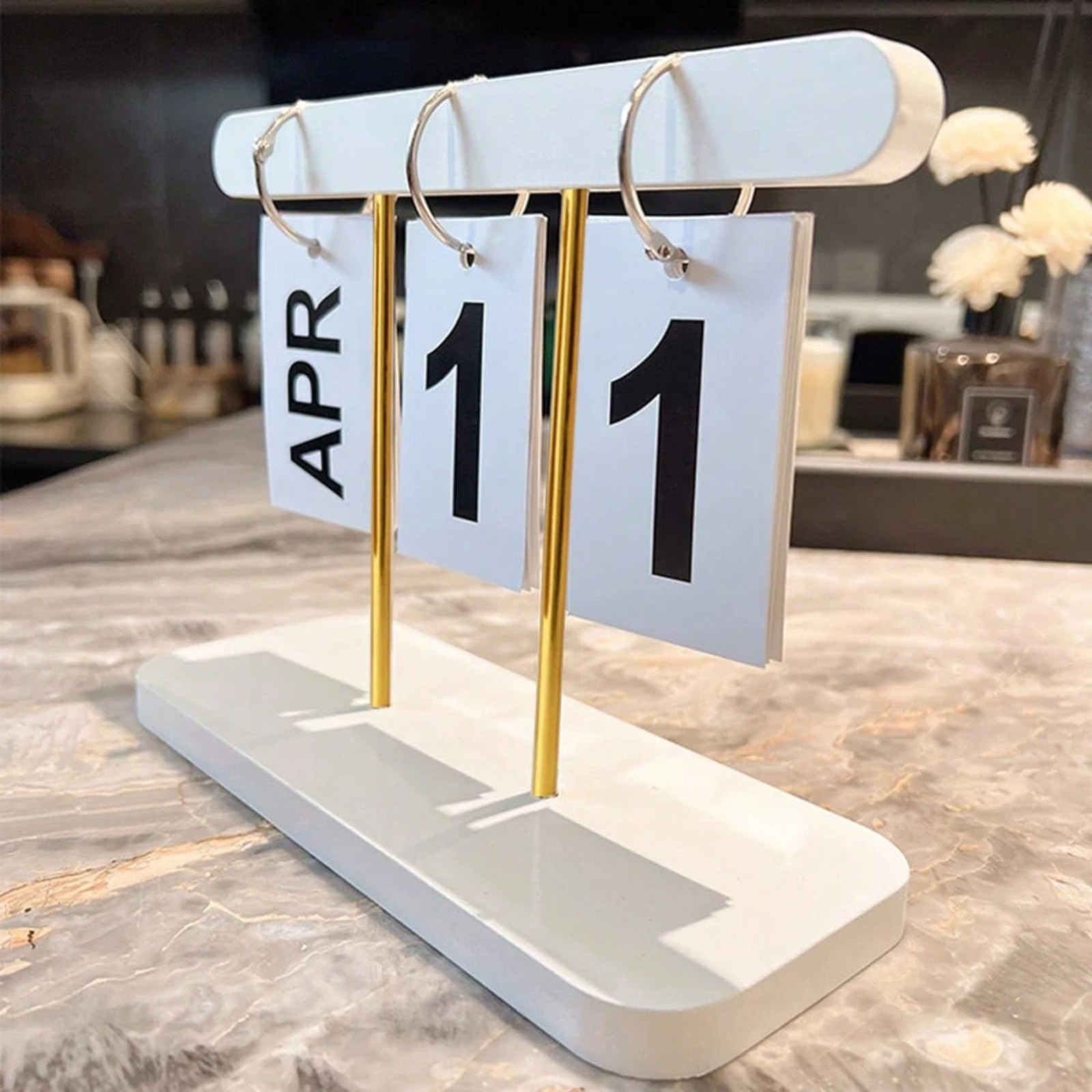 1X Flip Page Desk Calander Office Home Ring Turn Page Standing Fortune Calendar