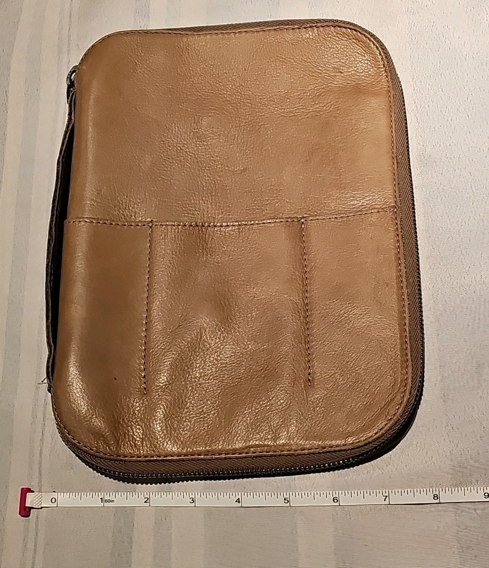 This Is Ground Brown Leather Case Zipper Around Organizer free shipping
