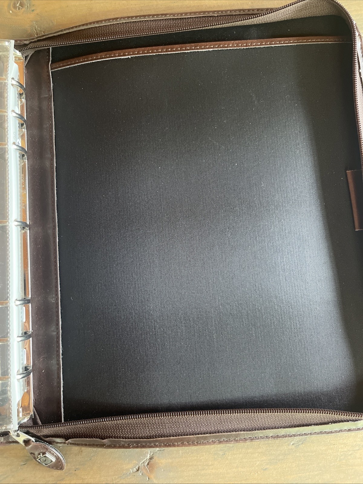 Day-Timer Distressed Leather Zippered Planner Cover, Brown, Folio 8 1/2 x 11