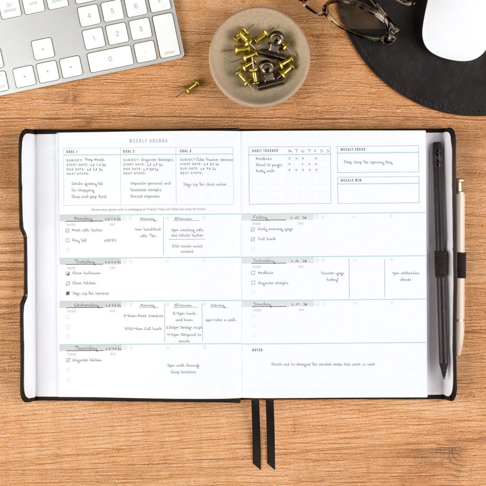 At-A-Glance Foundation Planner [Undated]: 5-1/2 in. x 8-1/2 in. (Green)