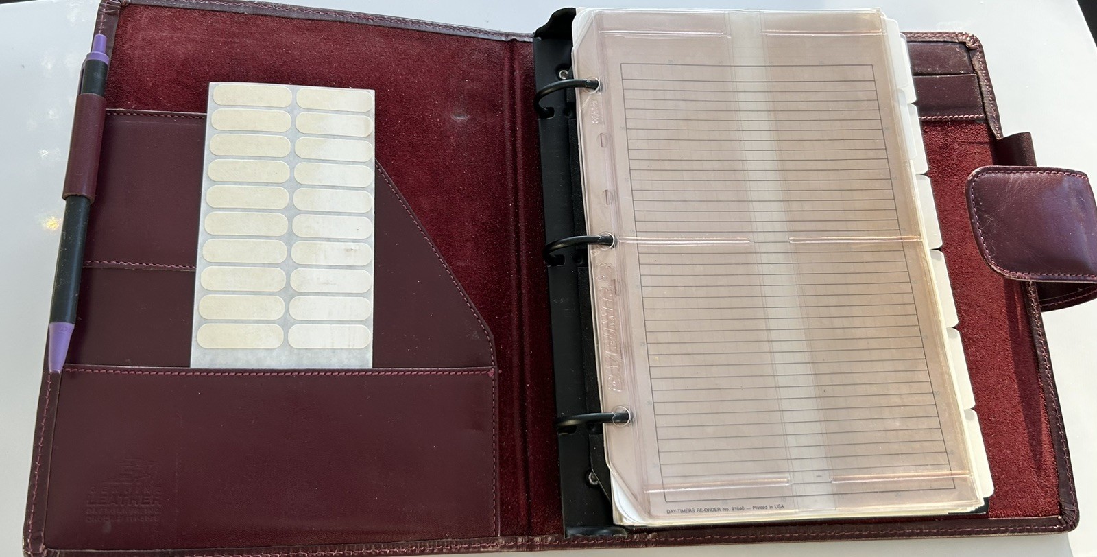 Vintage 1994 Day-Timer Brown Leather 3 Ring Planner Organizer 9.5 X 7