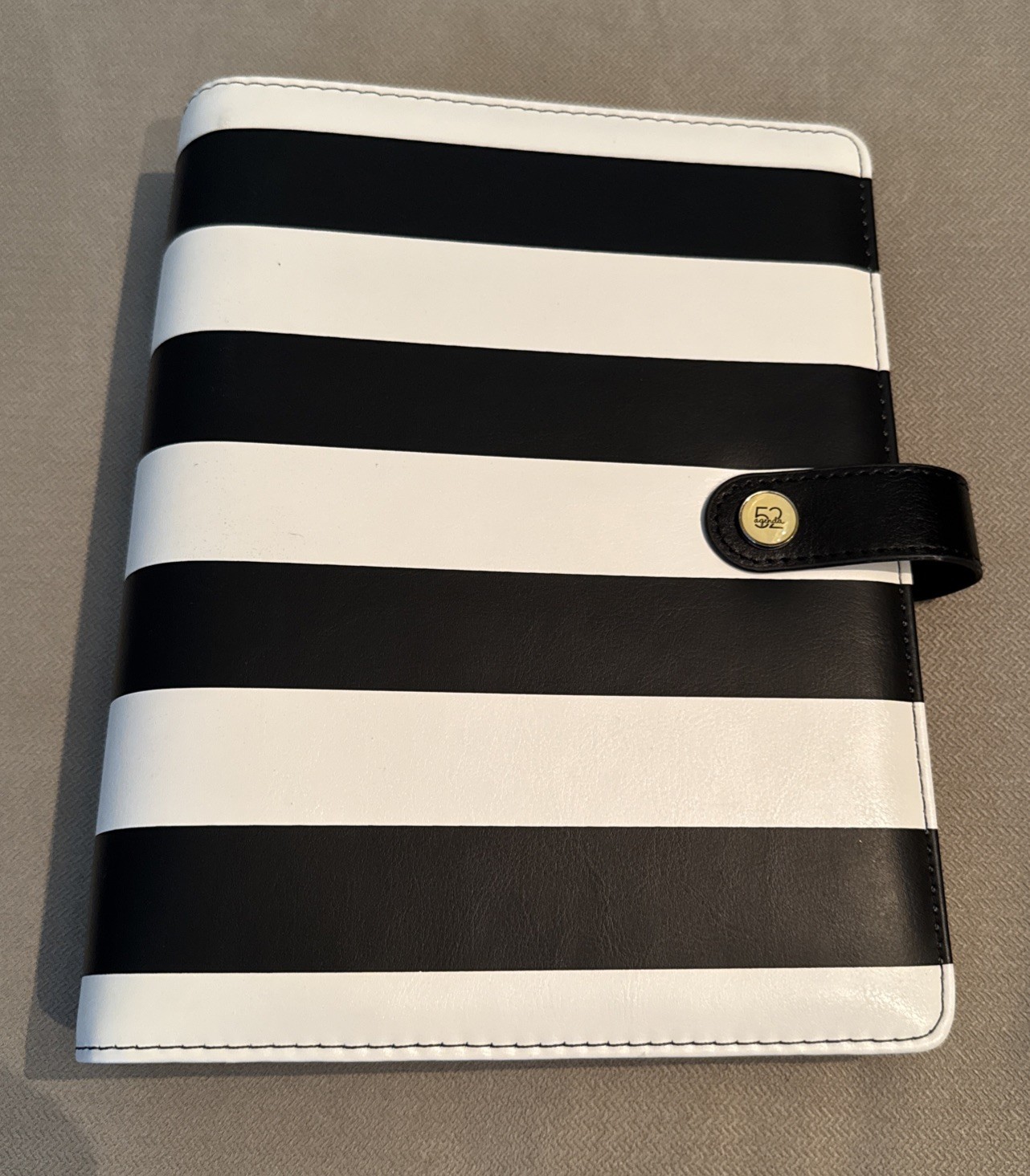 NEW The Paper Studio Agenda 6 Ring Binder – “Plan A52” BLK/WHT Stripe 9.5 x 7.5